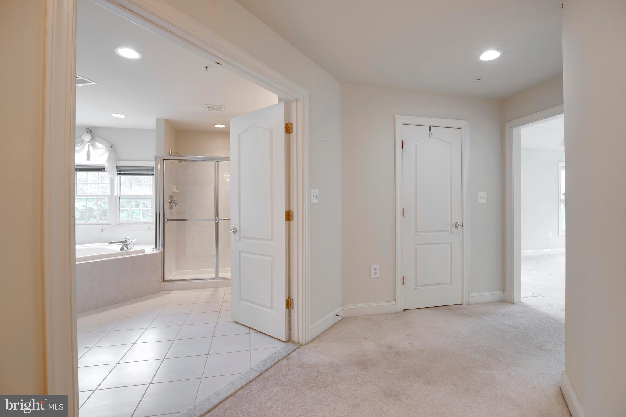 CYPRESS RUN - Residential