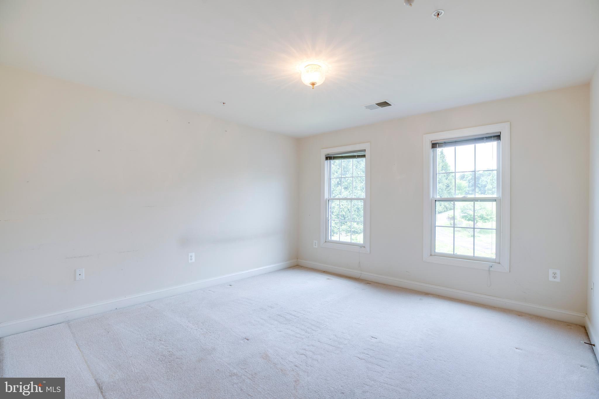 CYPRESS RUN - Residential