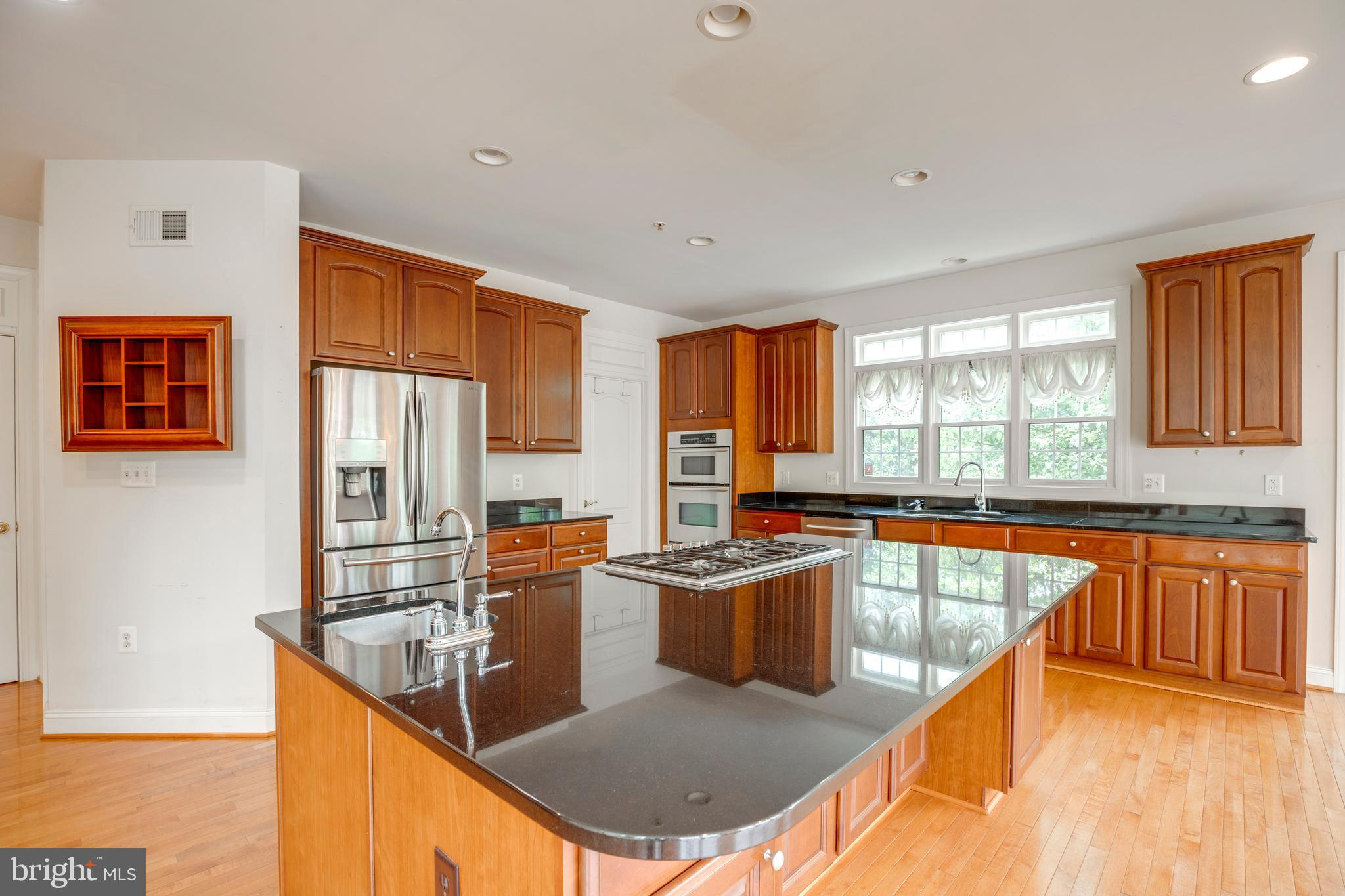 CYPRESS RUN - Residential