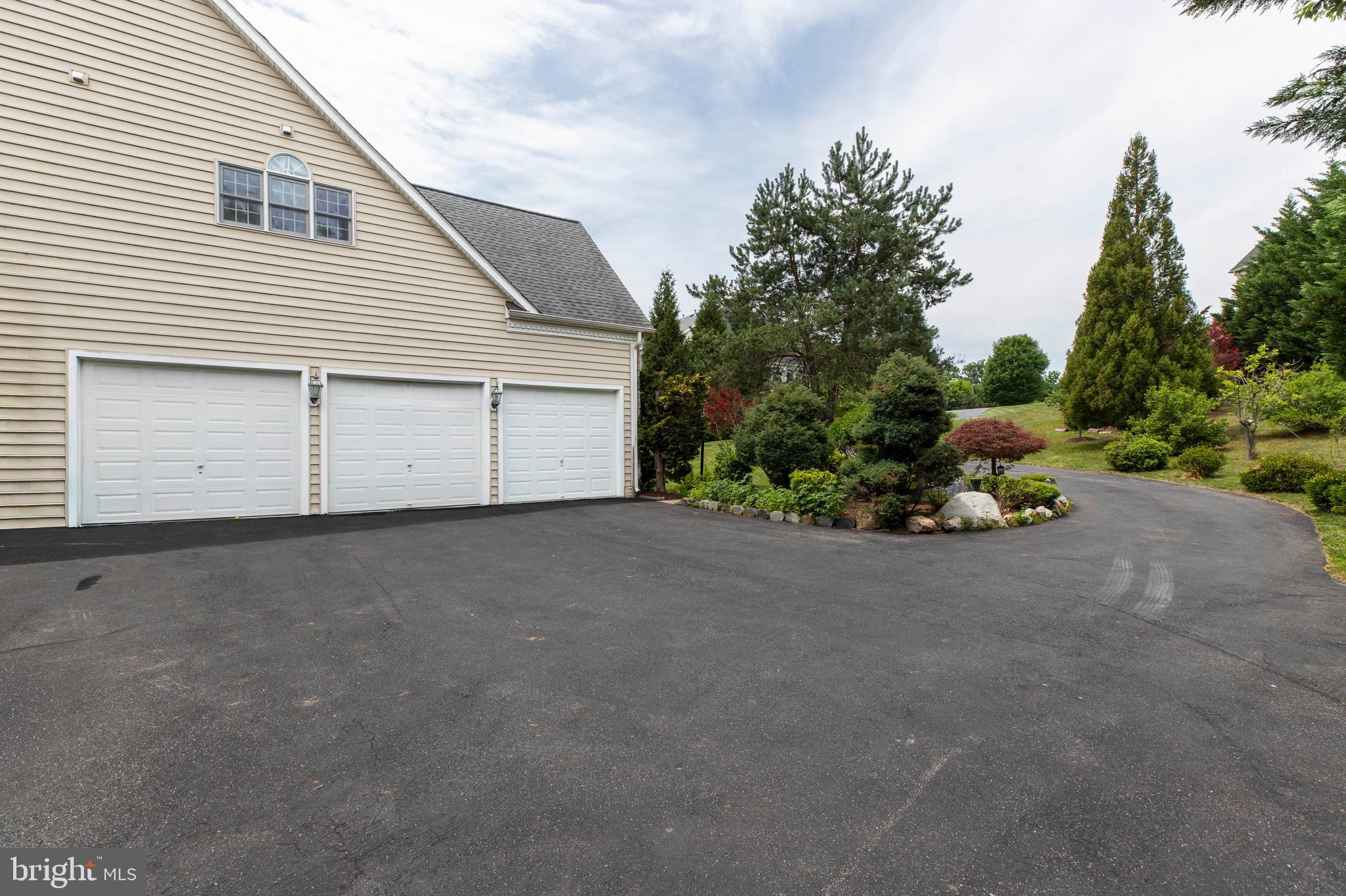 CYPRESS RUN - Residential