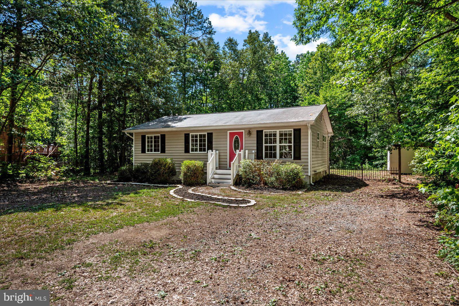 LAKE CAROLINE - Residential