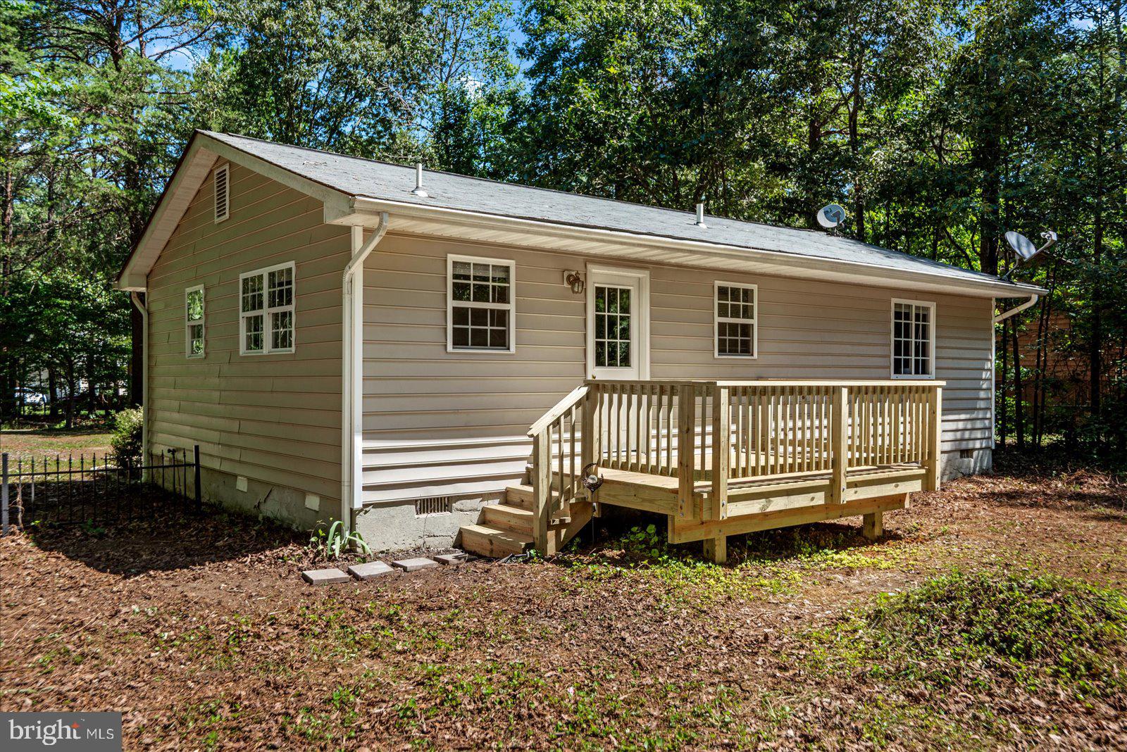 LAKE CAROLINE - Residential