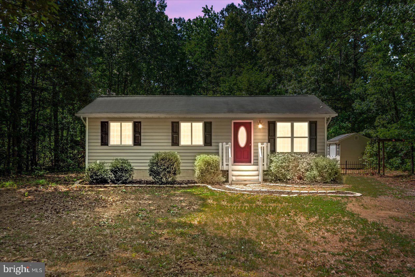 LAKE CAROLINE - Residential