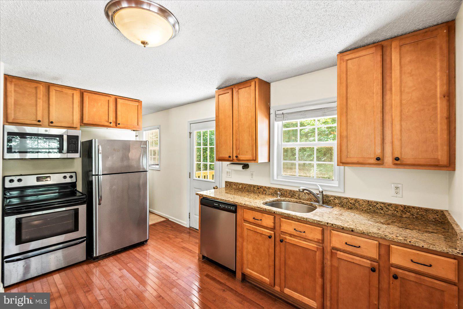 LAKE CAROLINE - Residential