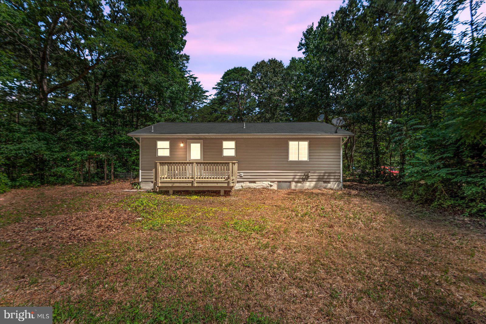 LAKE CAROLINE - Residential