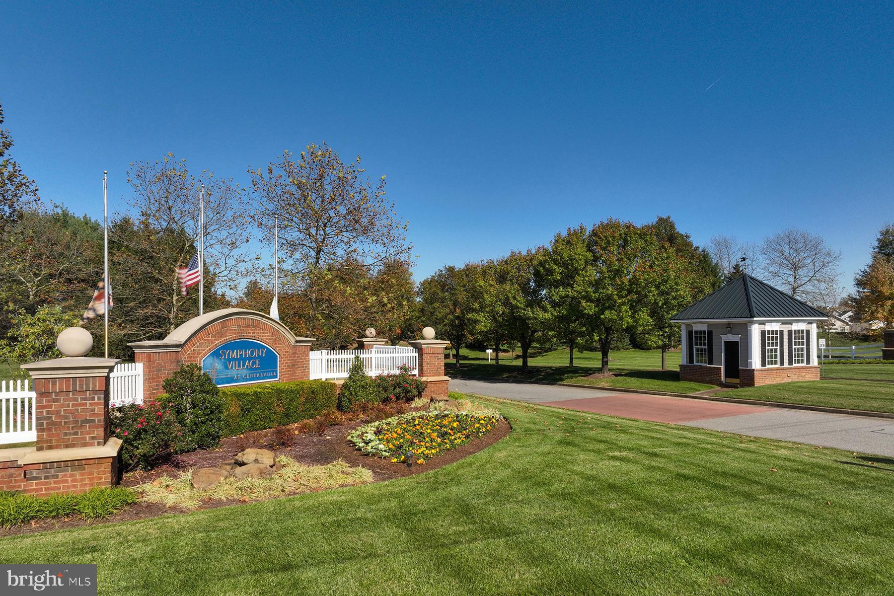 SYMPHONY VILLAGE AT CENTREVILLE - Residential
