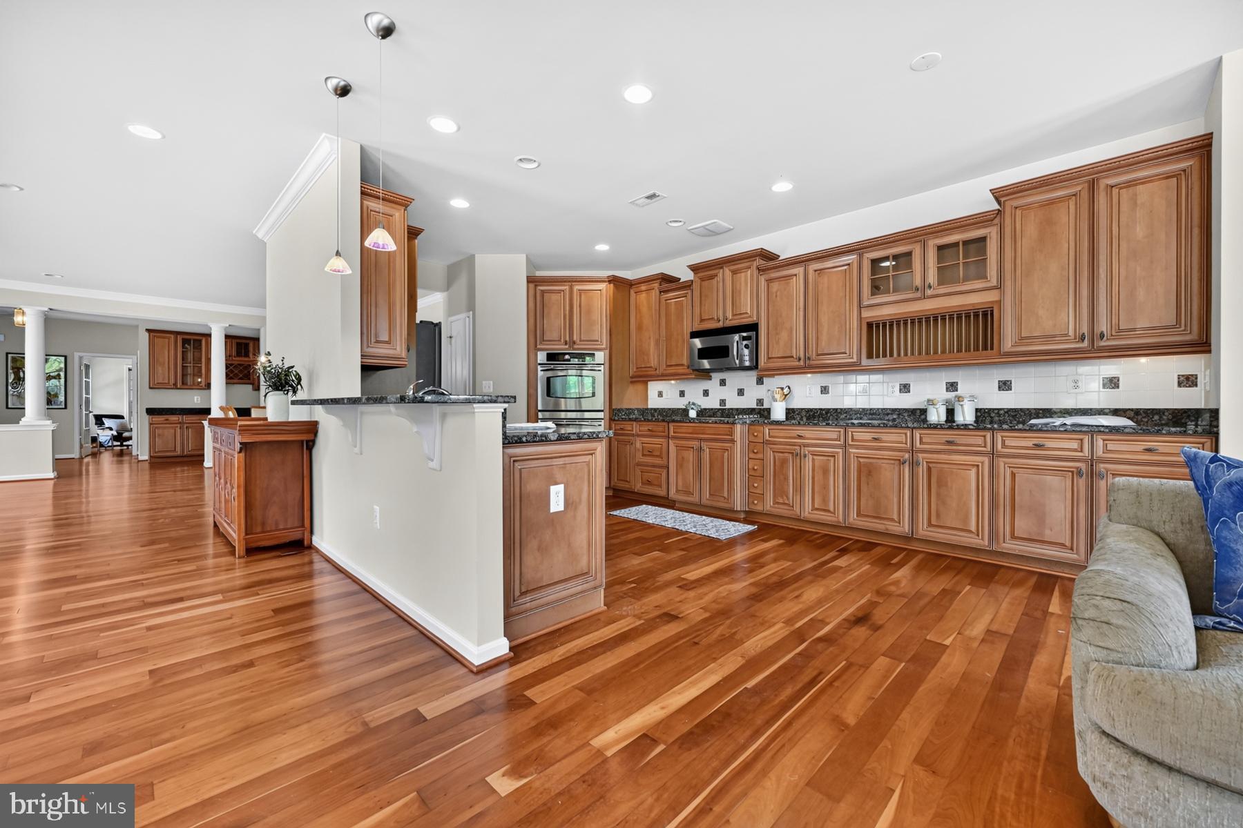SYMPHONY VILLAGE AT CENTREVILLE - Residential