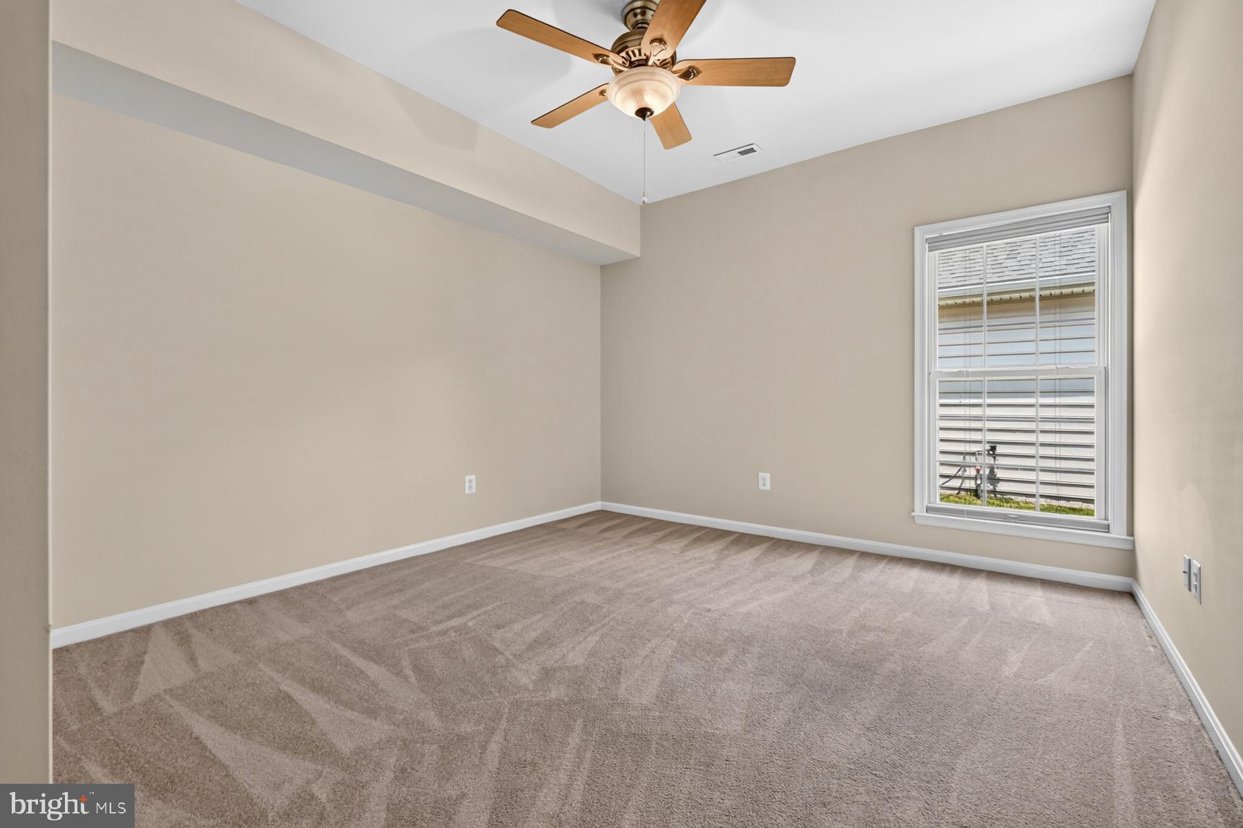 SYMPHONY VILLAGE AT CENTREVILLE - Residential