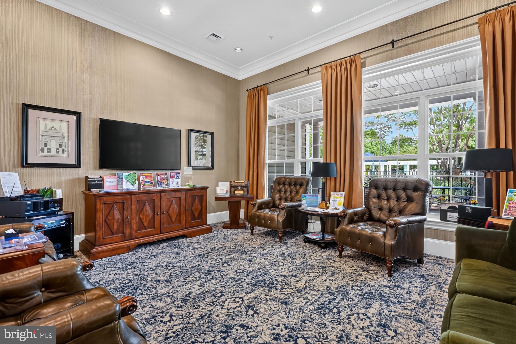 SYMPHONY VILLAGE AT CENTREVILLE - Residential