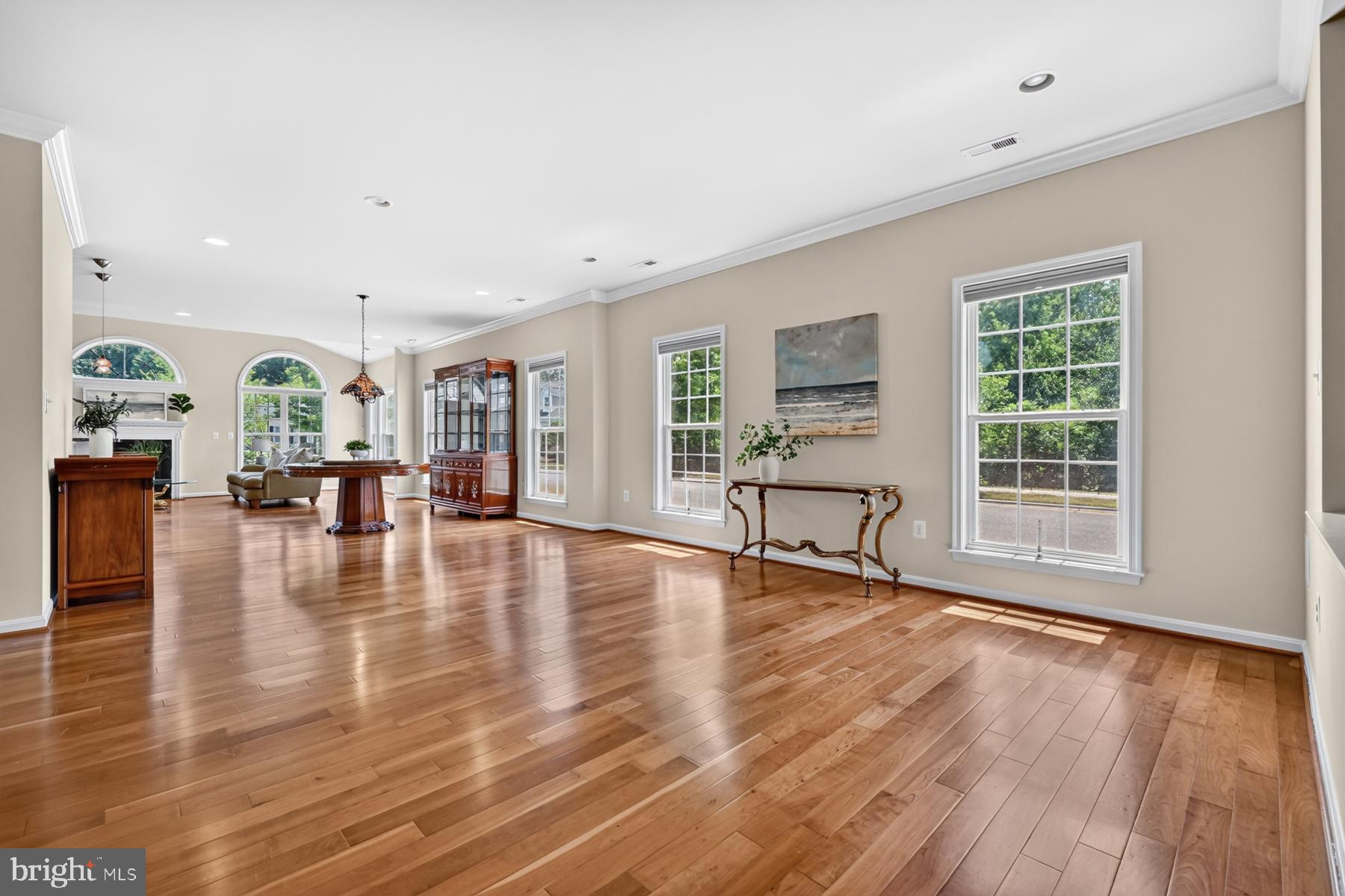 SYMPHONY VILLAGE AT CENTREVILLE - Residential