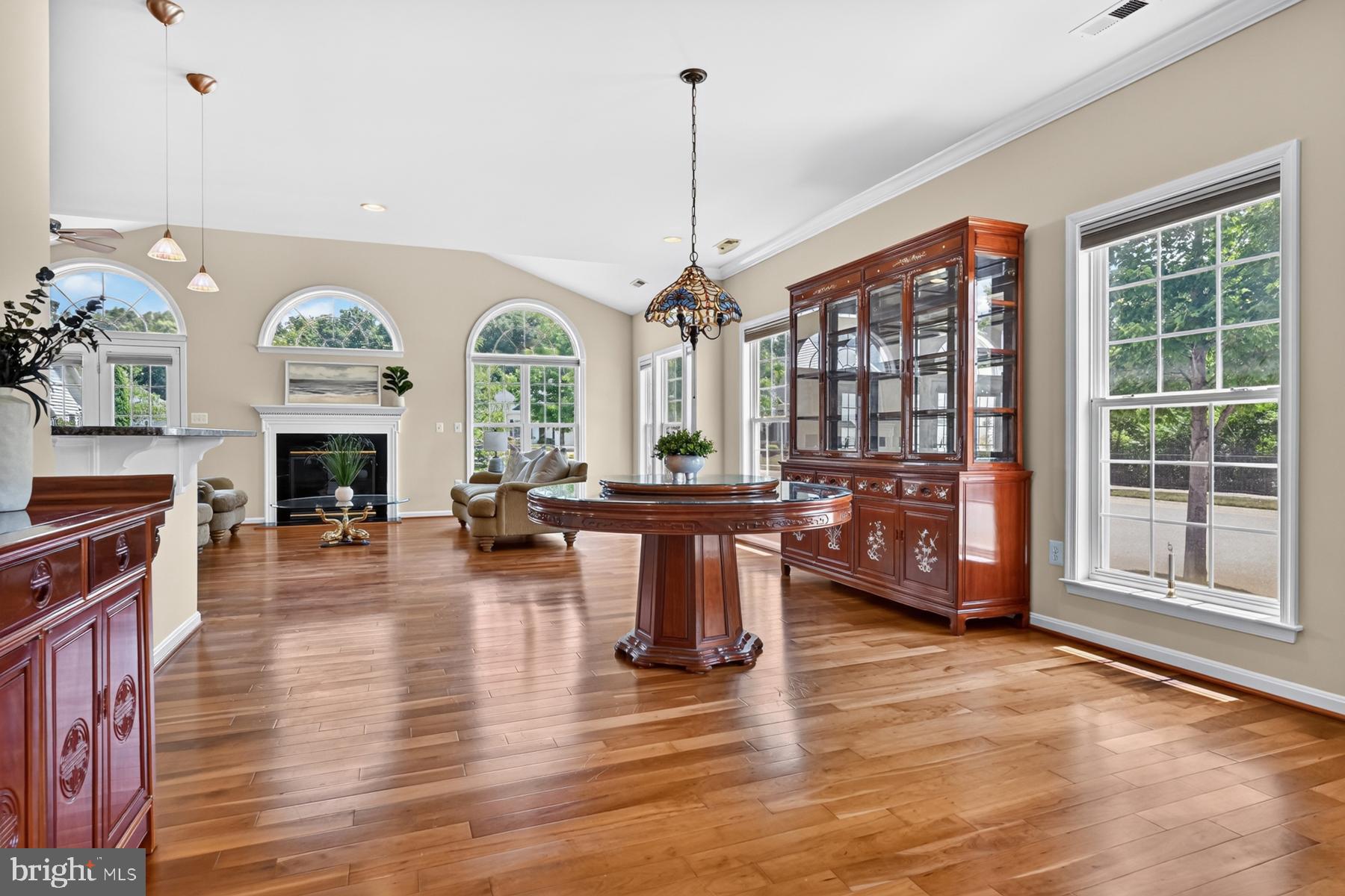 SYMPHONY VILLAGE AT CENTREVILLE - Residential