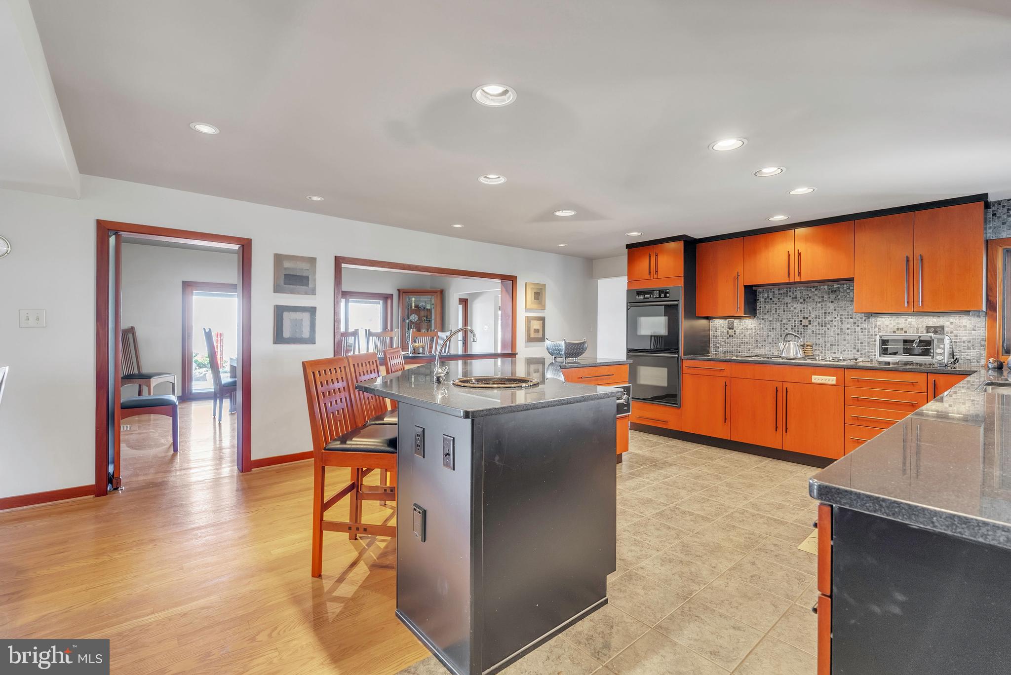 ANCHORAGE - Residential