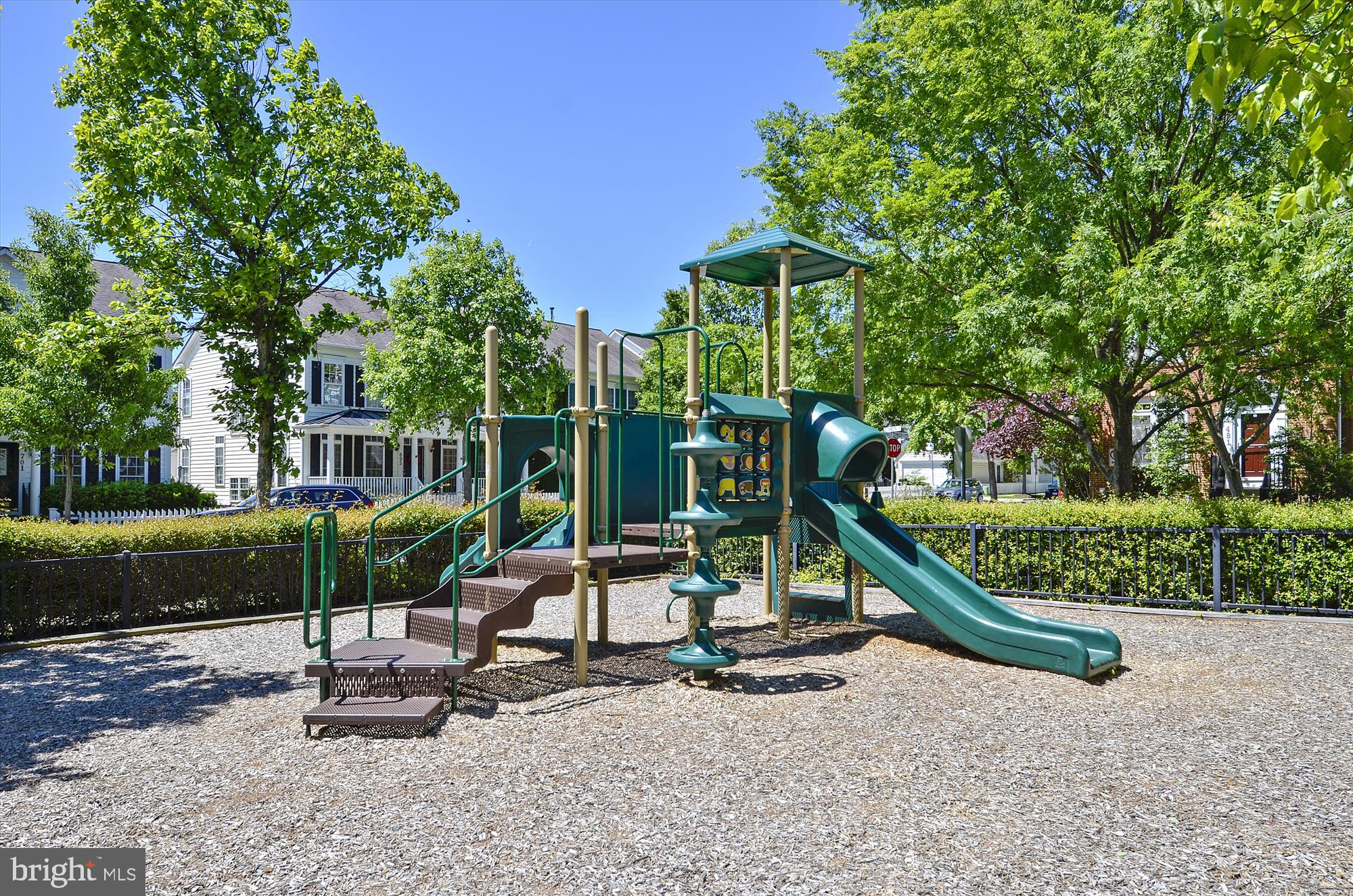 LAKELANDS - Residential