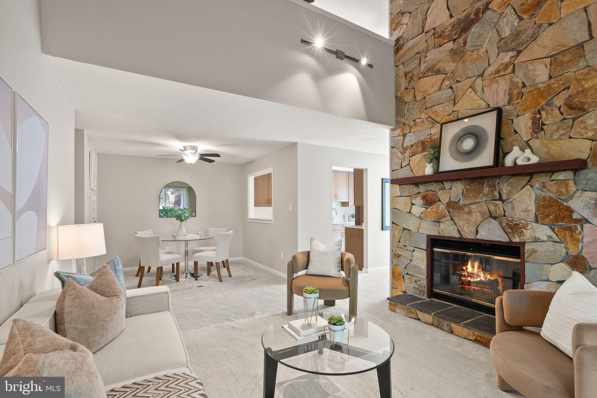THE OAKTON - Residential
