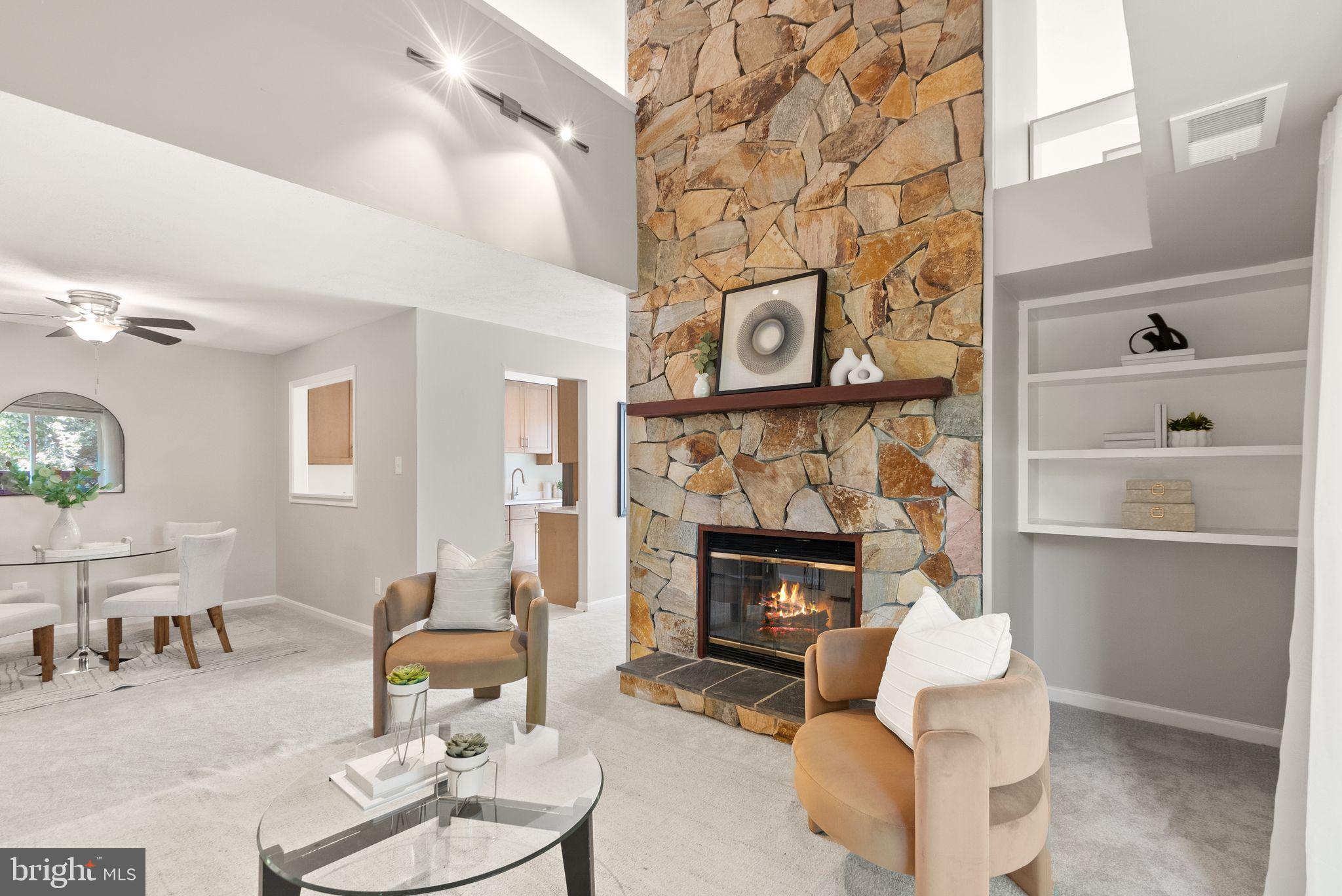 THE OAKTON - Residential