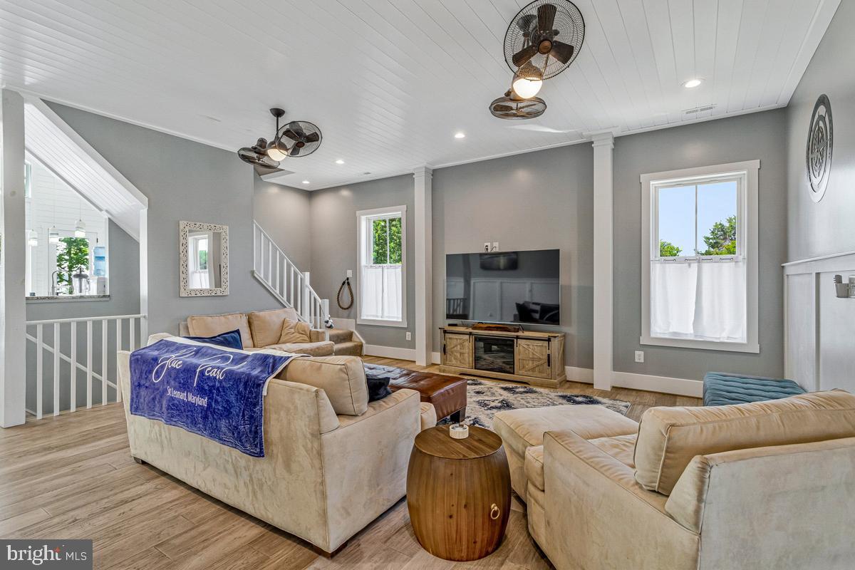 BRISCOE - Residential