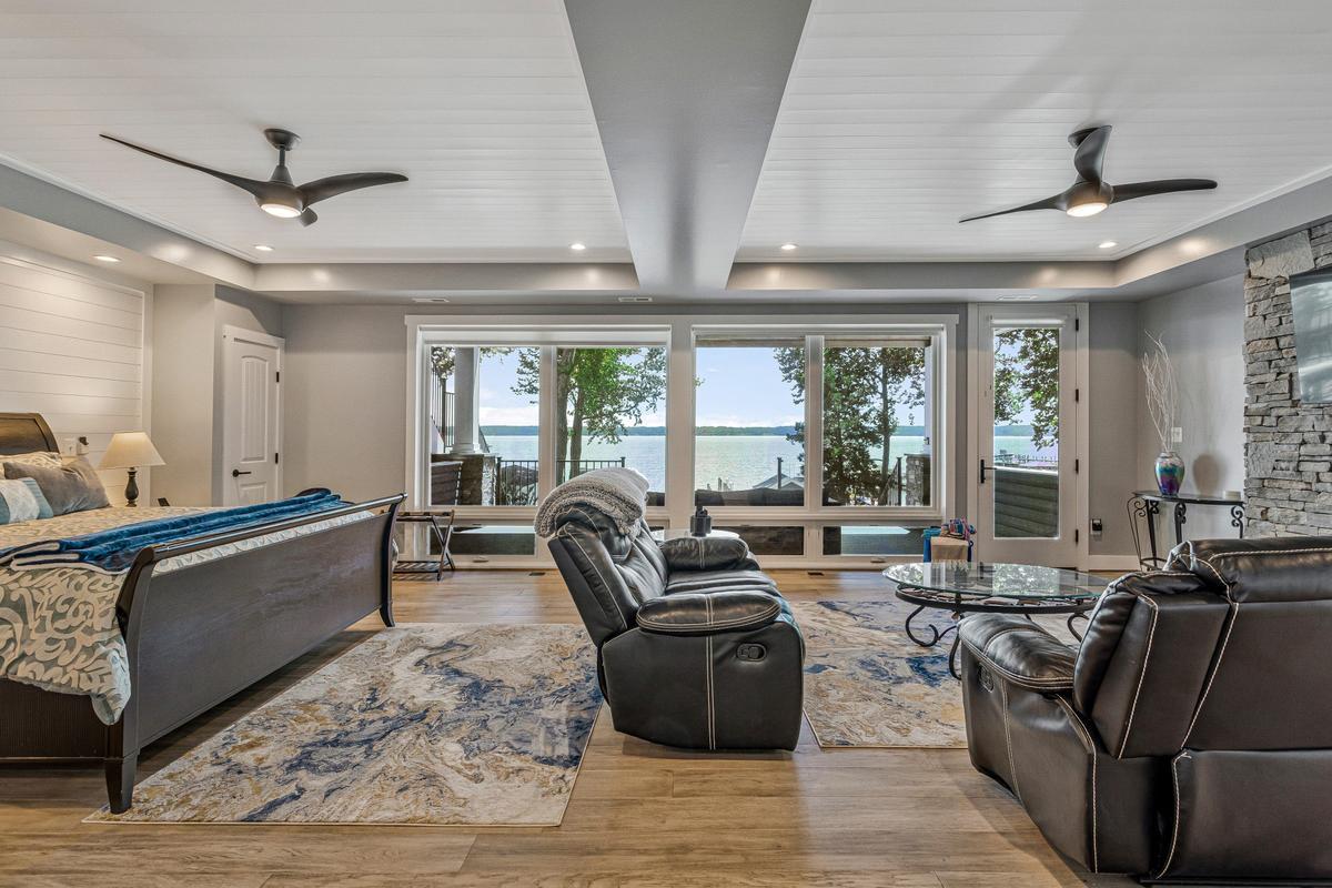 BRISCOE - Residential