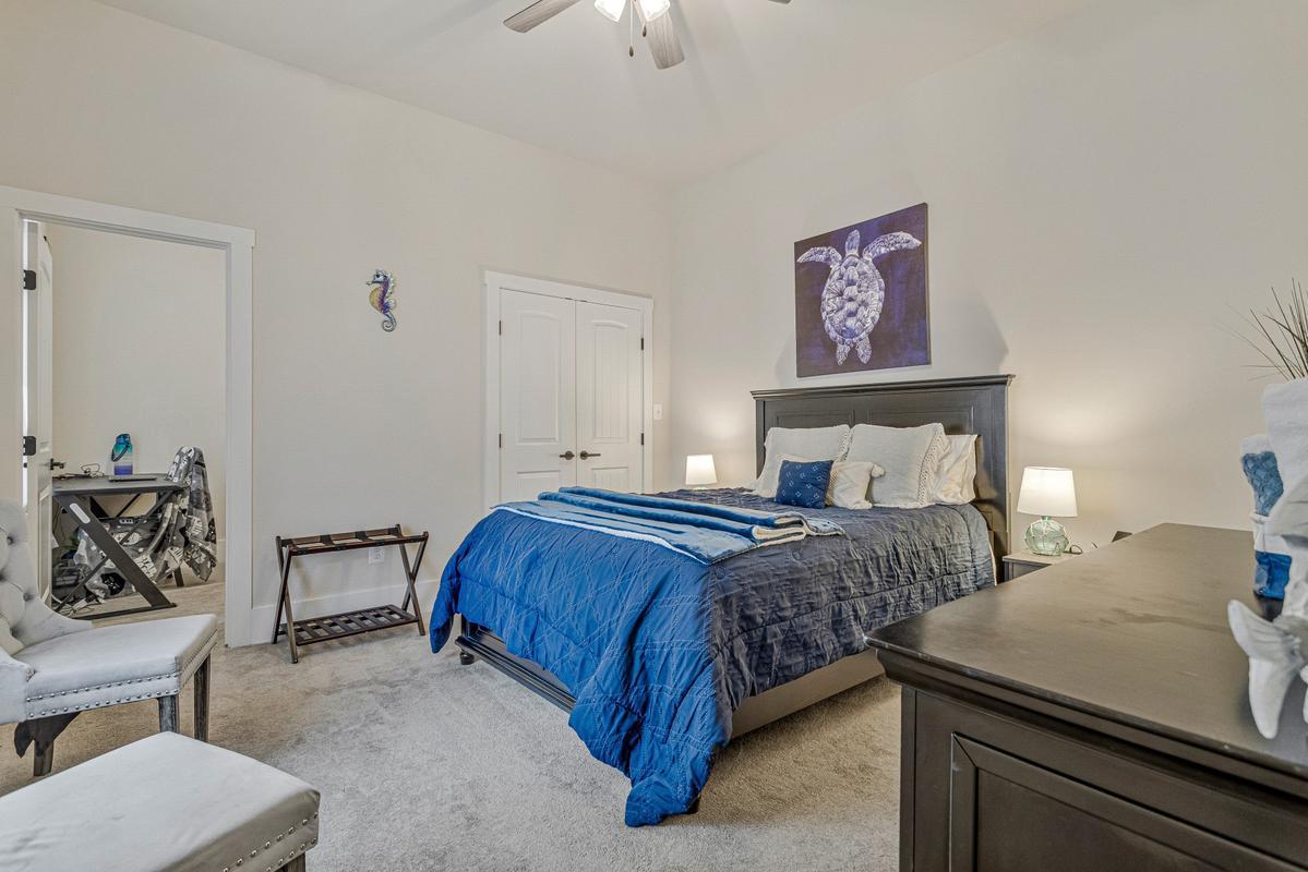 BRISCOE - Residential