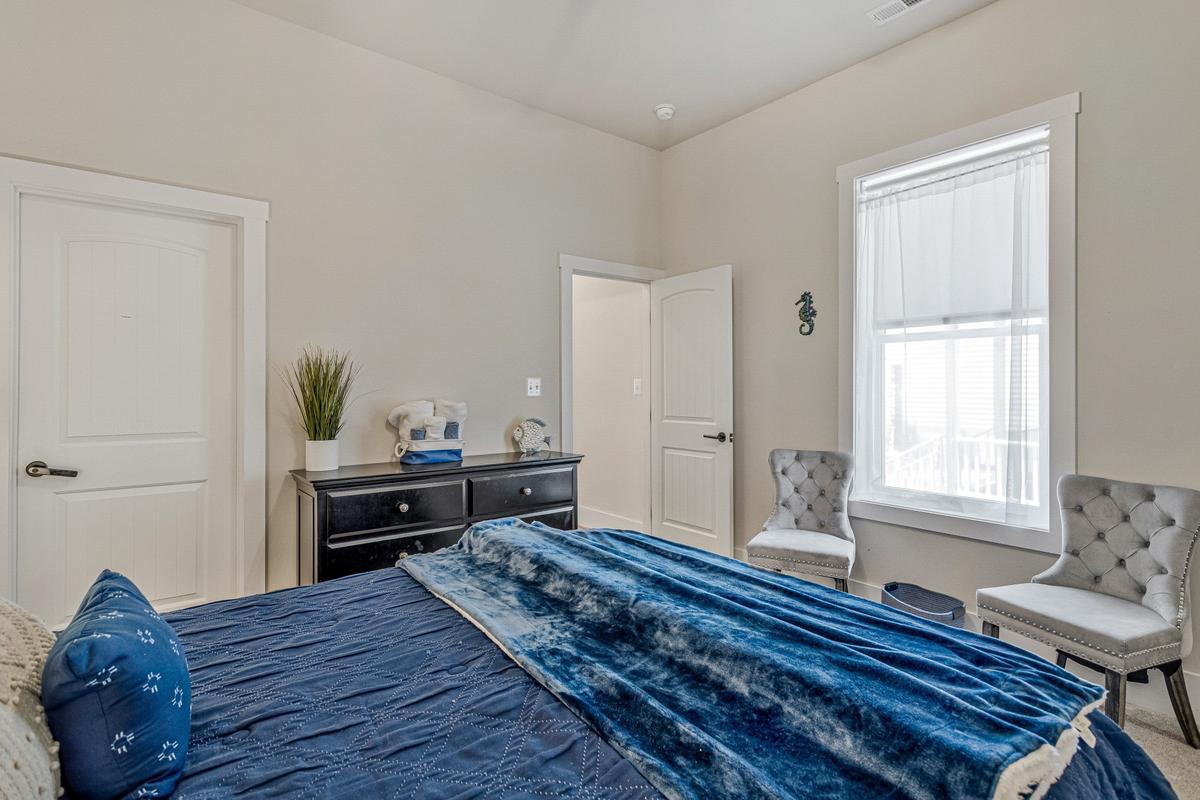 BRISCOE - Residential