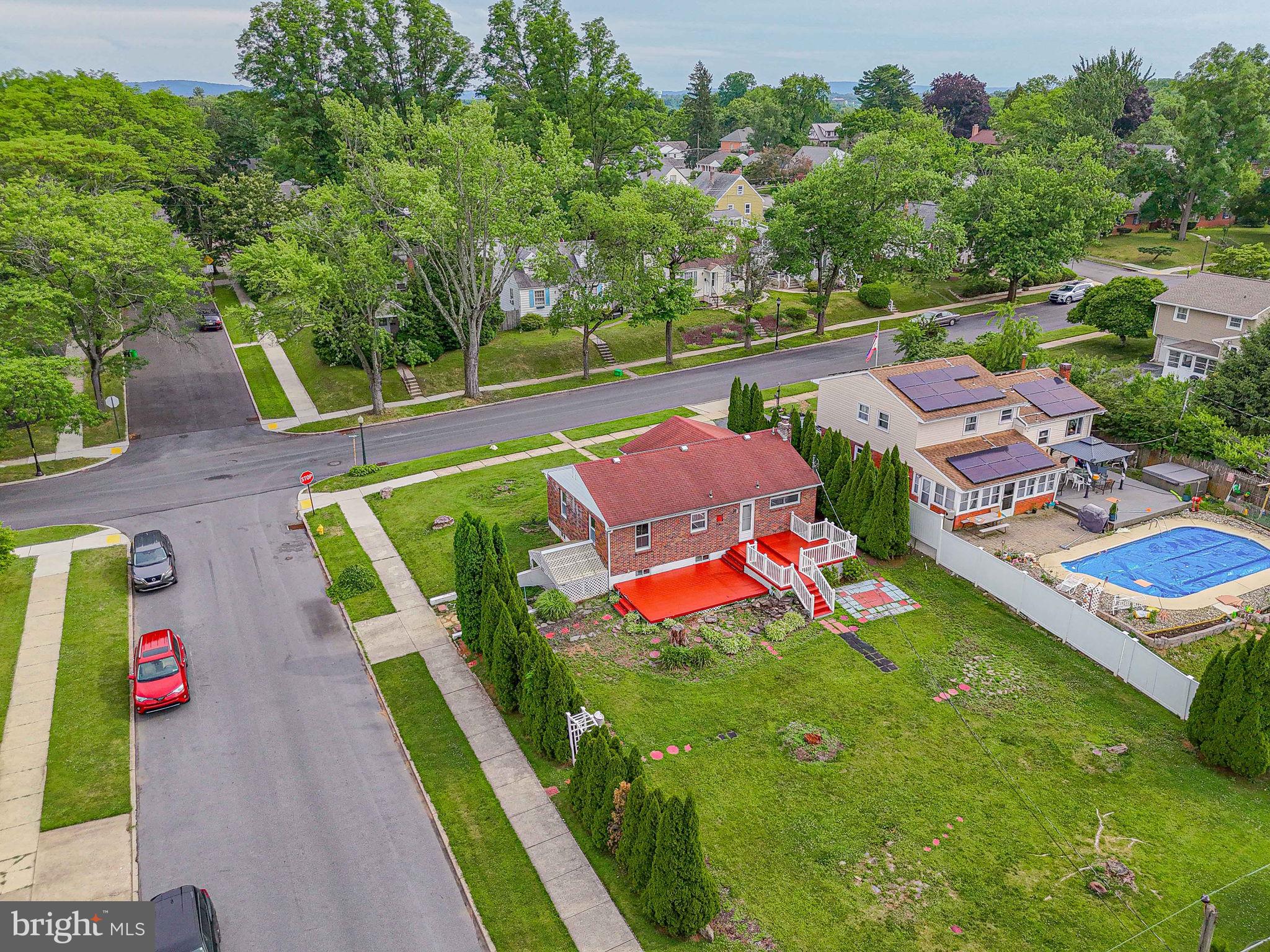 COLLEGE HEIGHTS - Residential