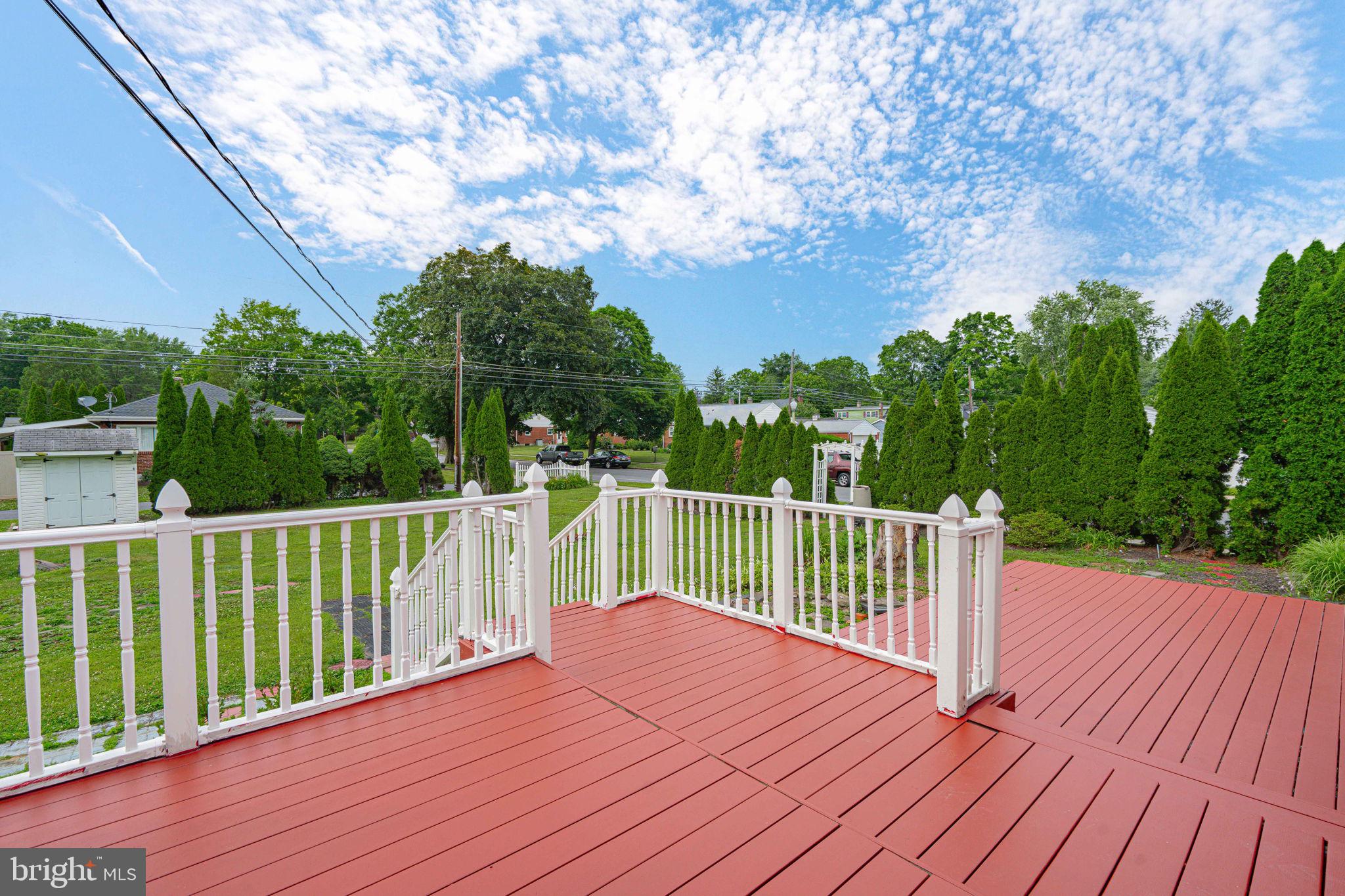 COLLEGE HEIGHTS - Residential