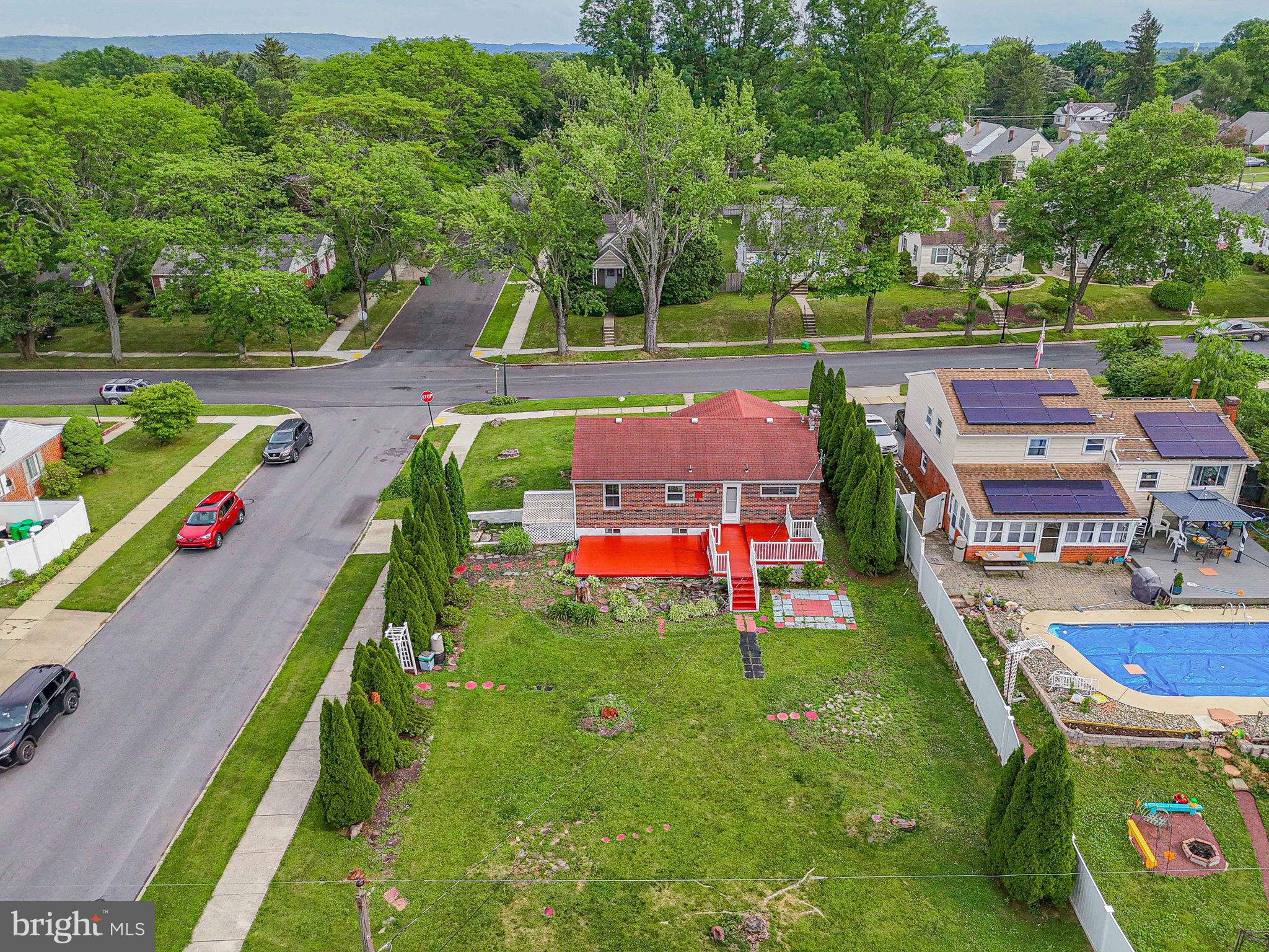 COLLEGE HEIGHTS - Residential