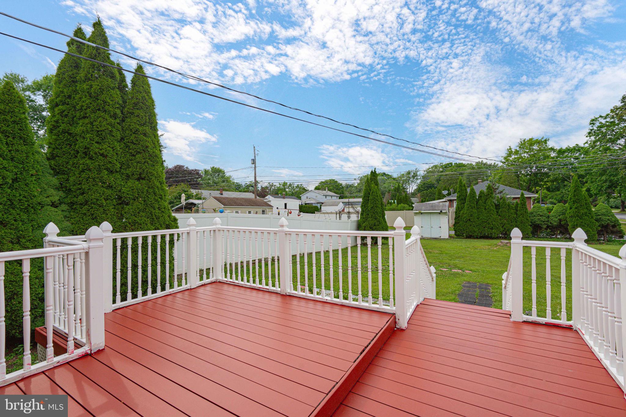 COLLEGE HEIGHTS - Residential