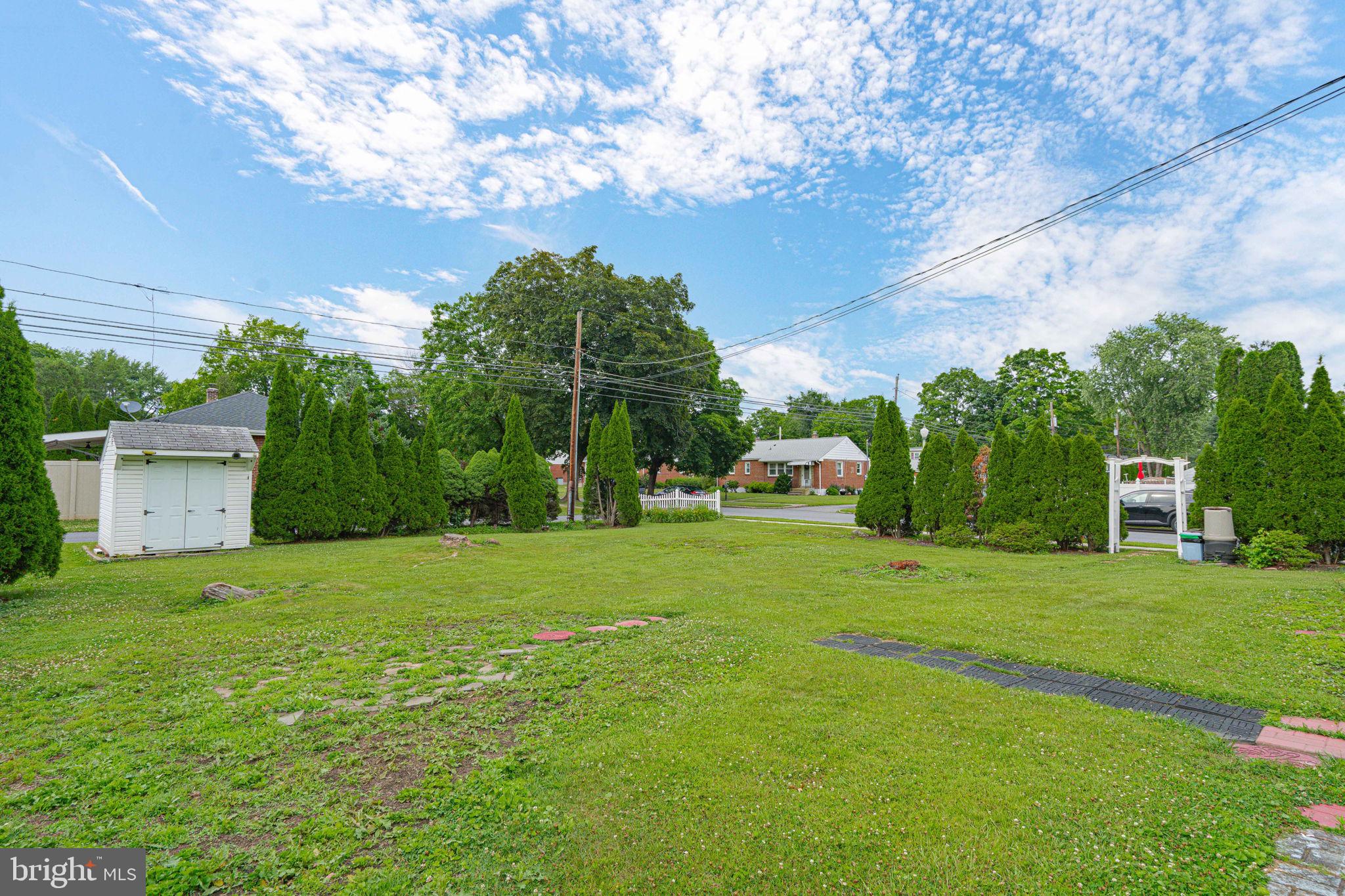 COLLEGE HEIGHTS - Residential