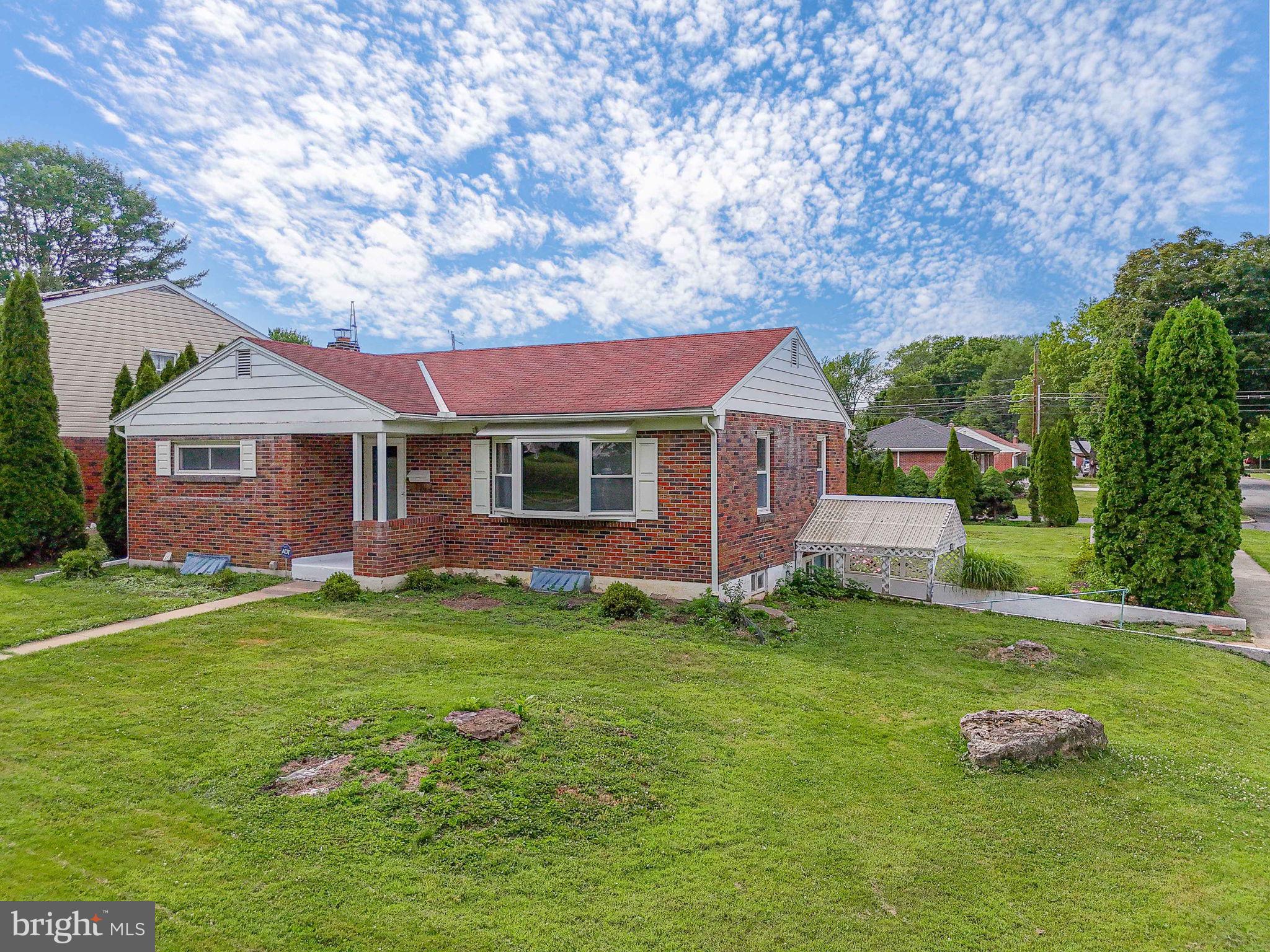 COLLEGE HEIGHTS - Residential