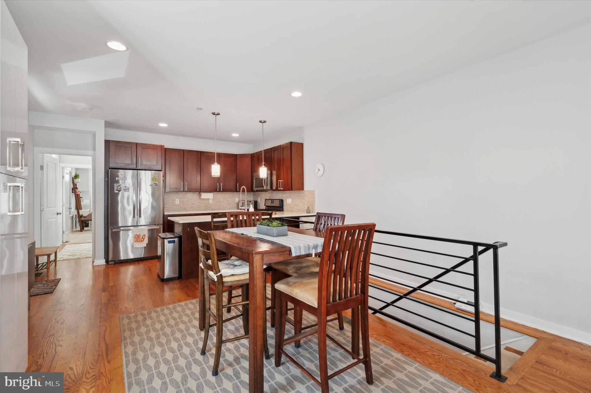 FAIRMOUNT - Residential