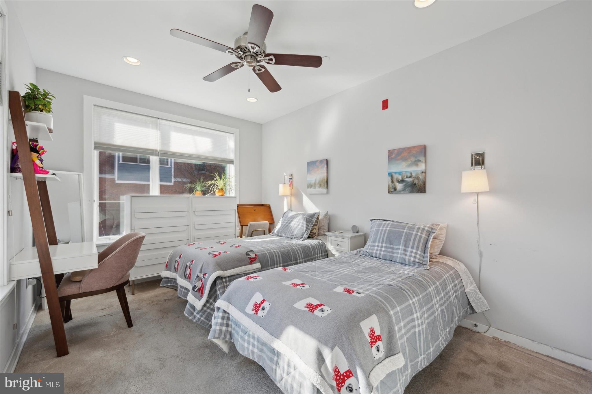 FAIRMOUNT - Residential