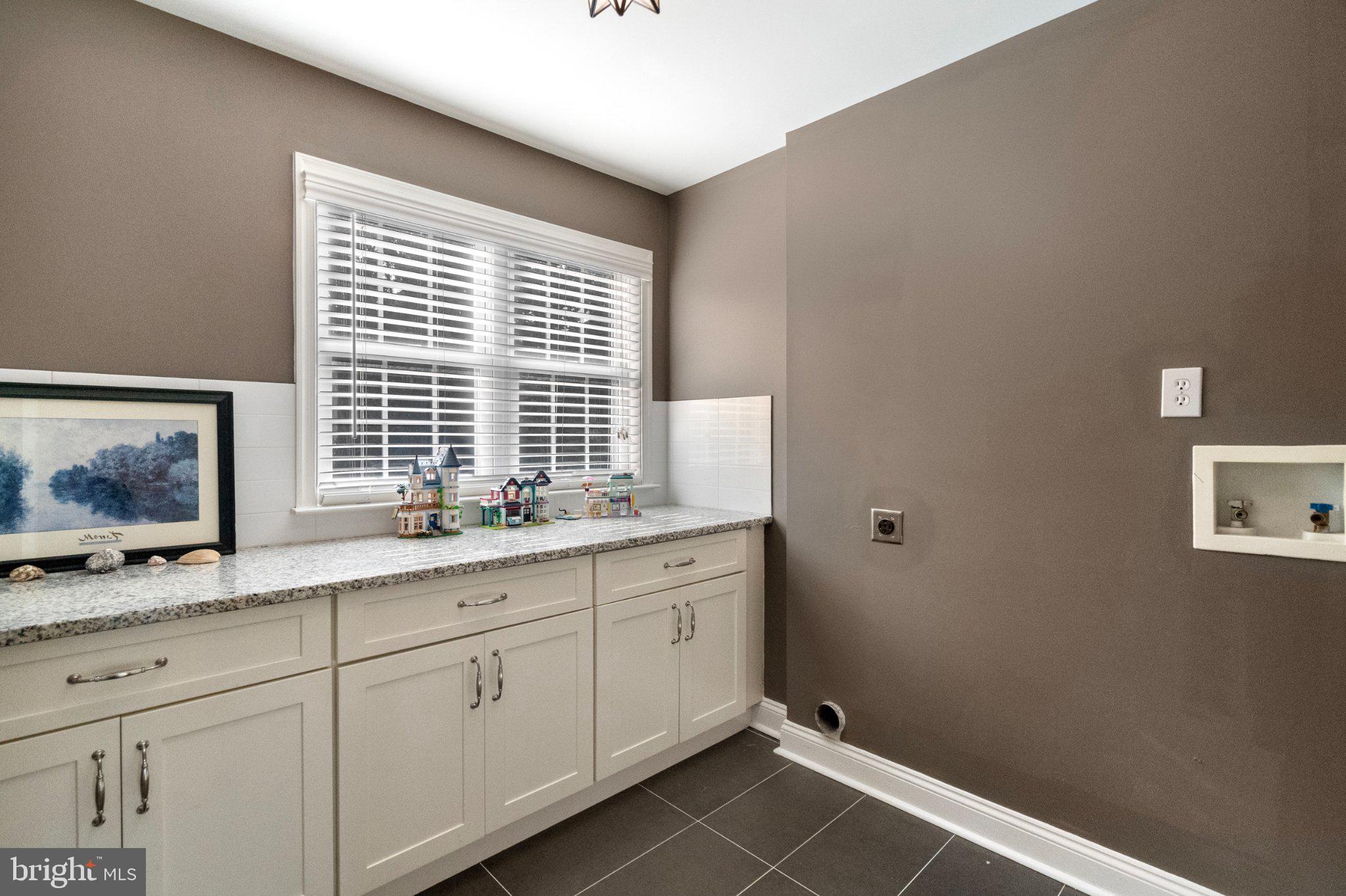 WEST BLAKELEY - Residential