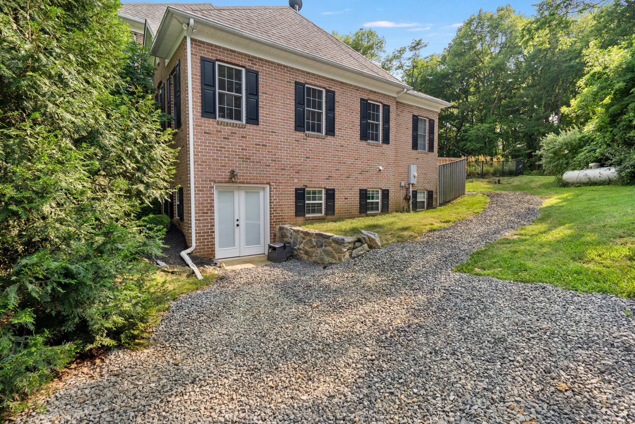 WEST BLAKELEY - Residential