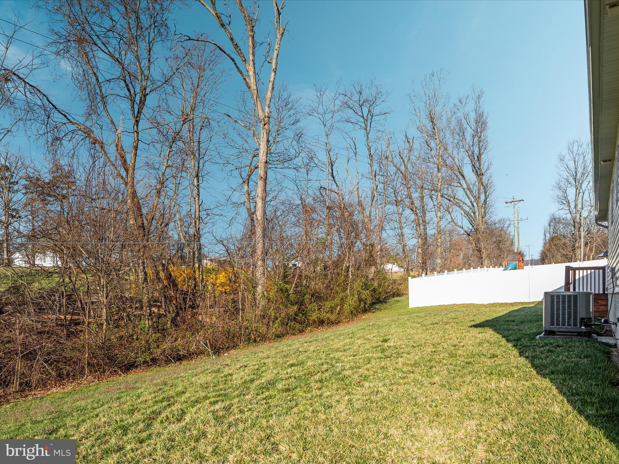 MADISON ESTATES - Residential