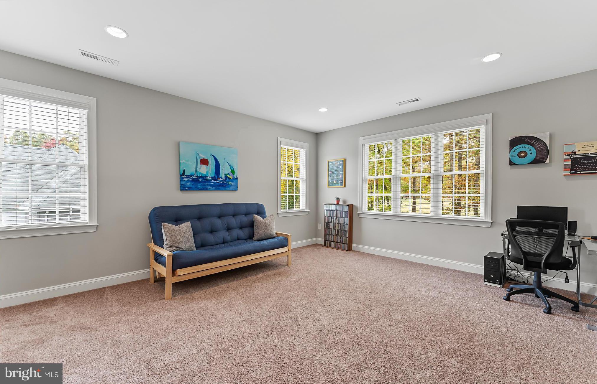 FAWN LAKE - Residential