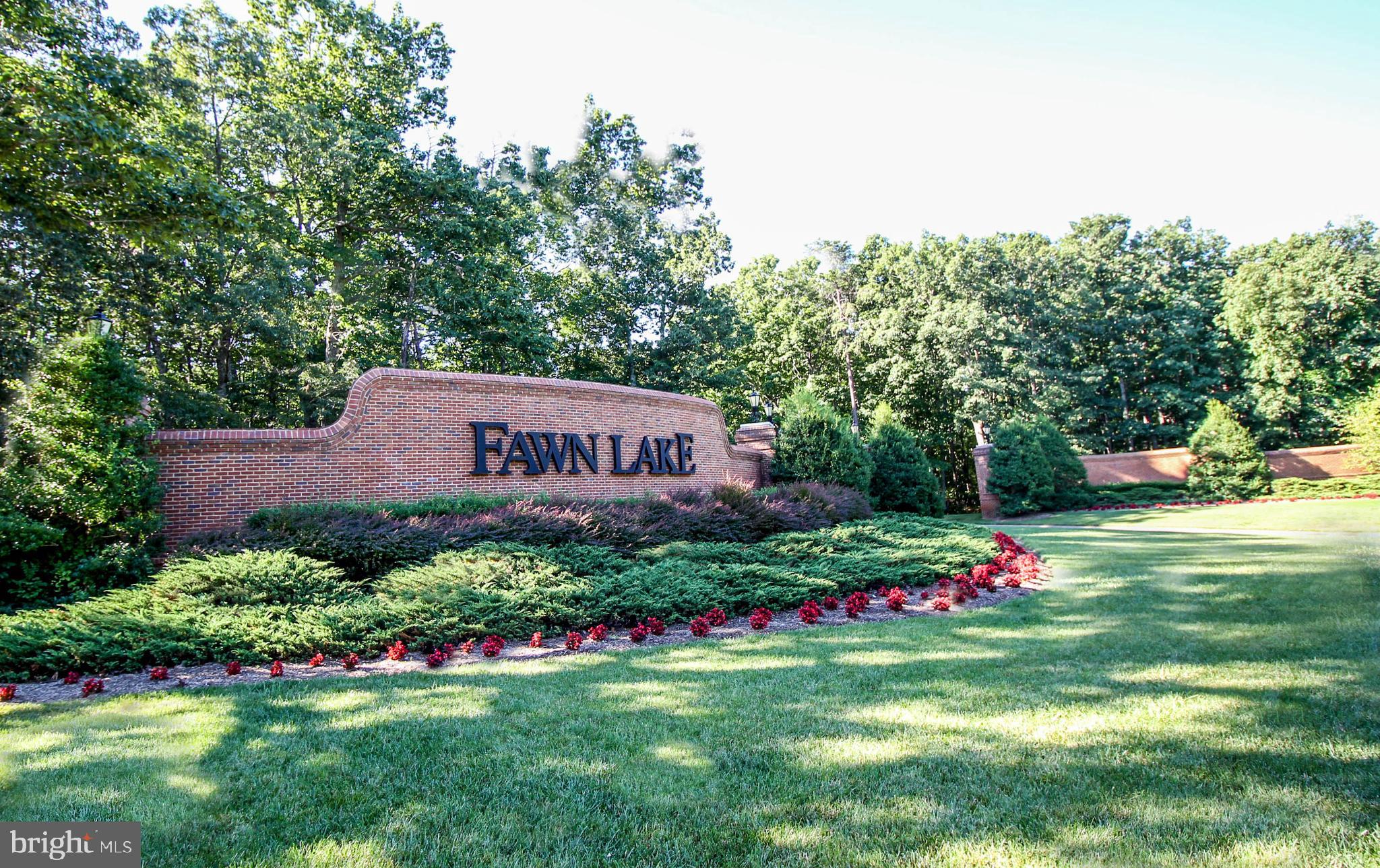 FAWN LAKE - Residential
