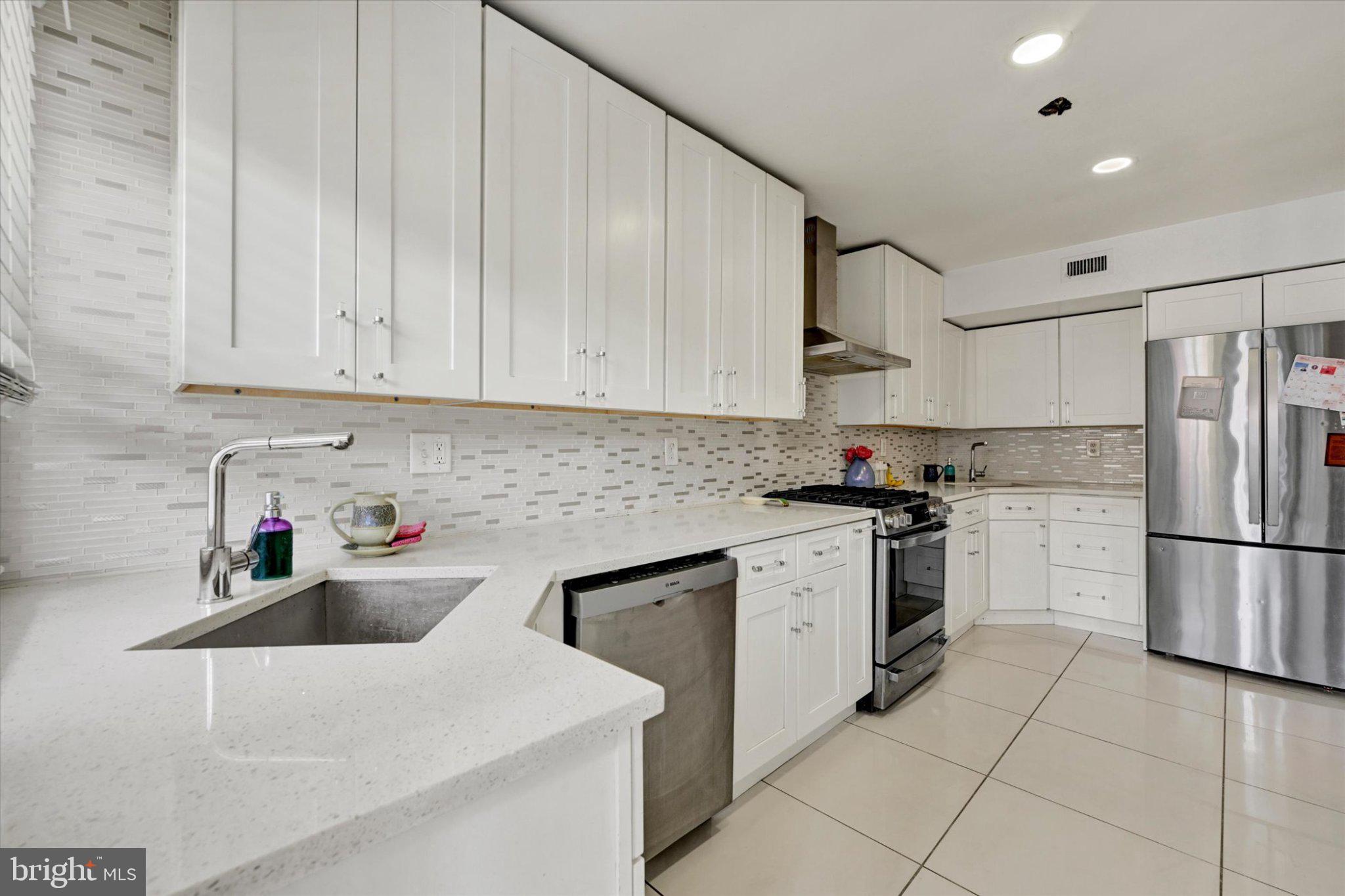 UPPER PARK HEIGHTS - Residential