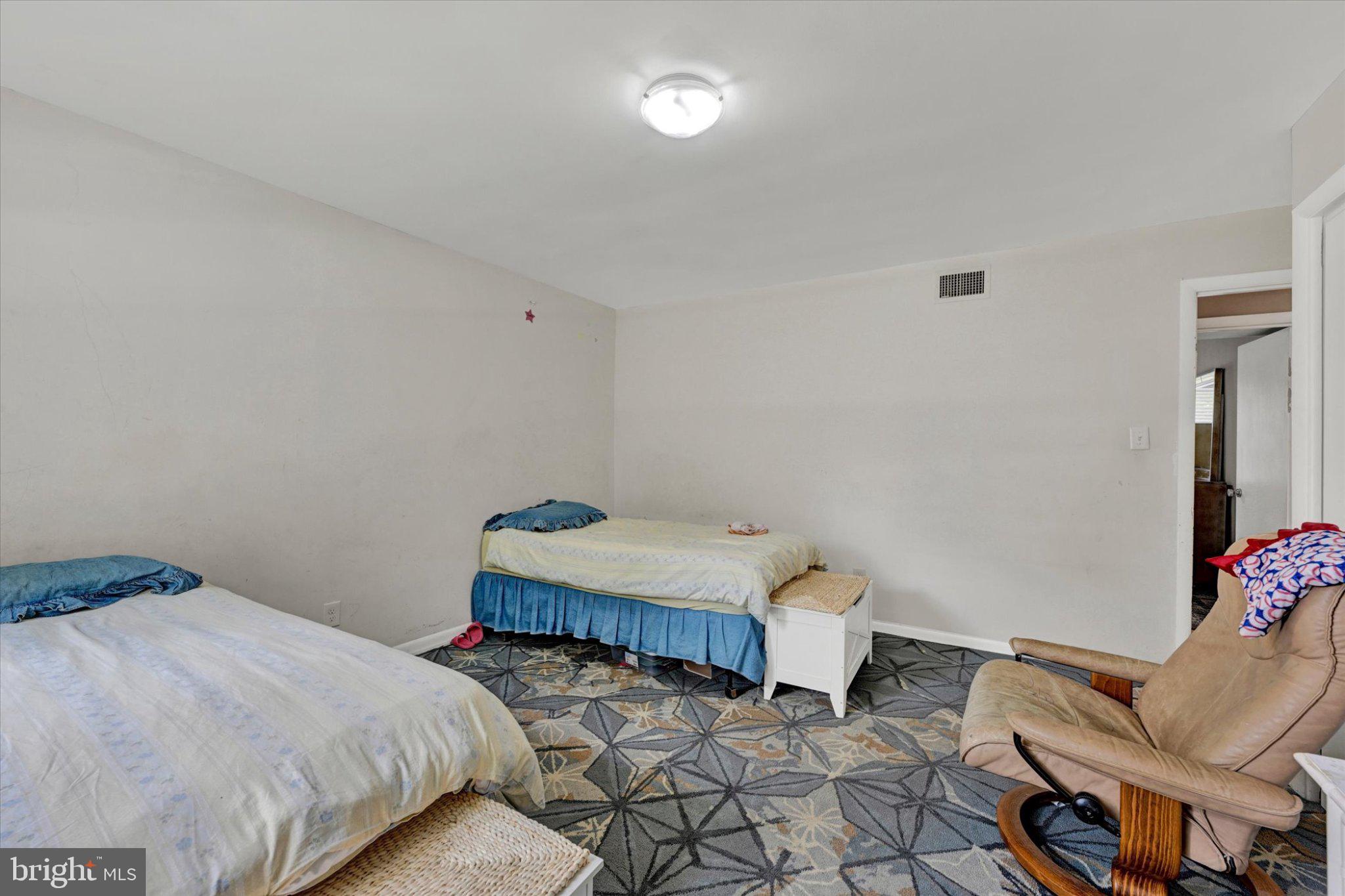 UPPER PARK HEIGHTS - Residential
