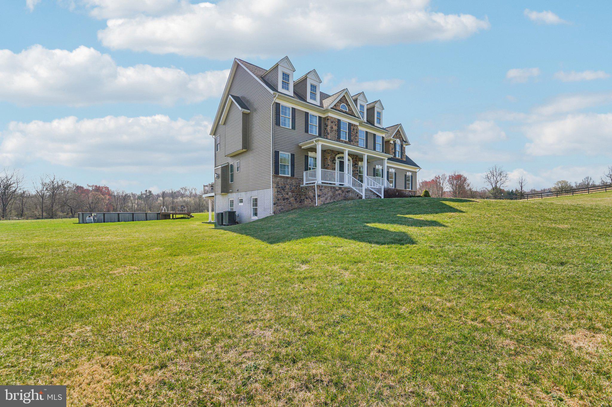 WEST FRIENDSHIP - Residential