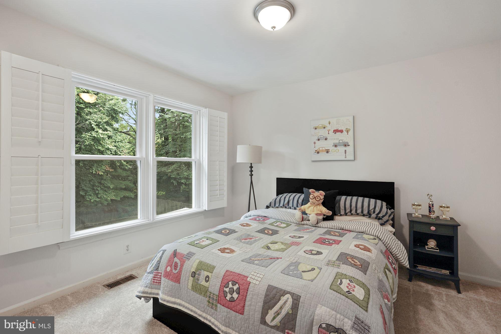 RIVER FALLS - Residential
