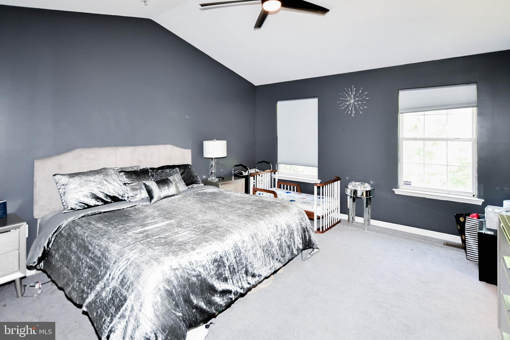 CLINTON VIEW - Residential