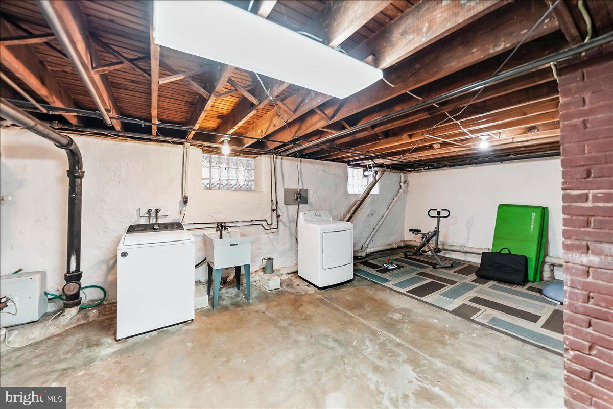 DREXEL HILL - Residential