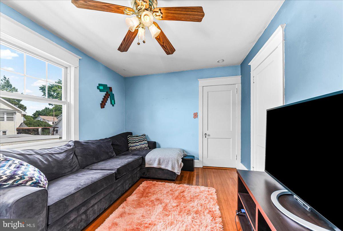 DREXEL HILL - Residential