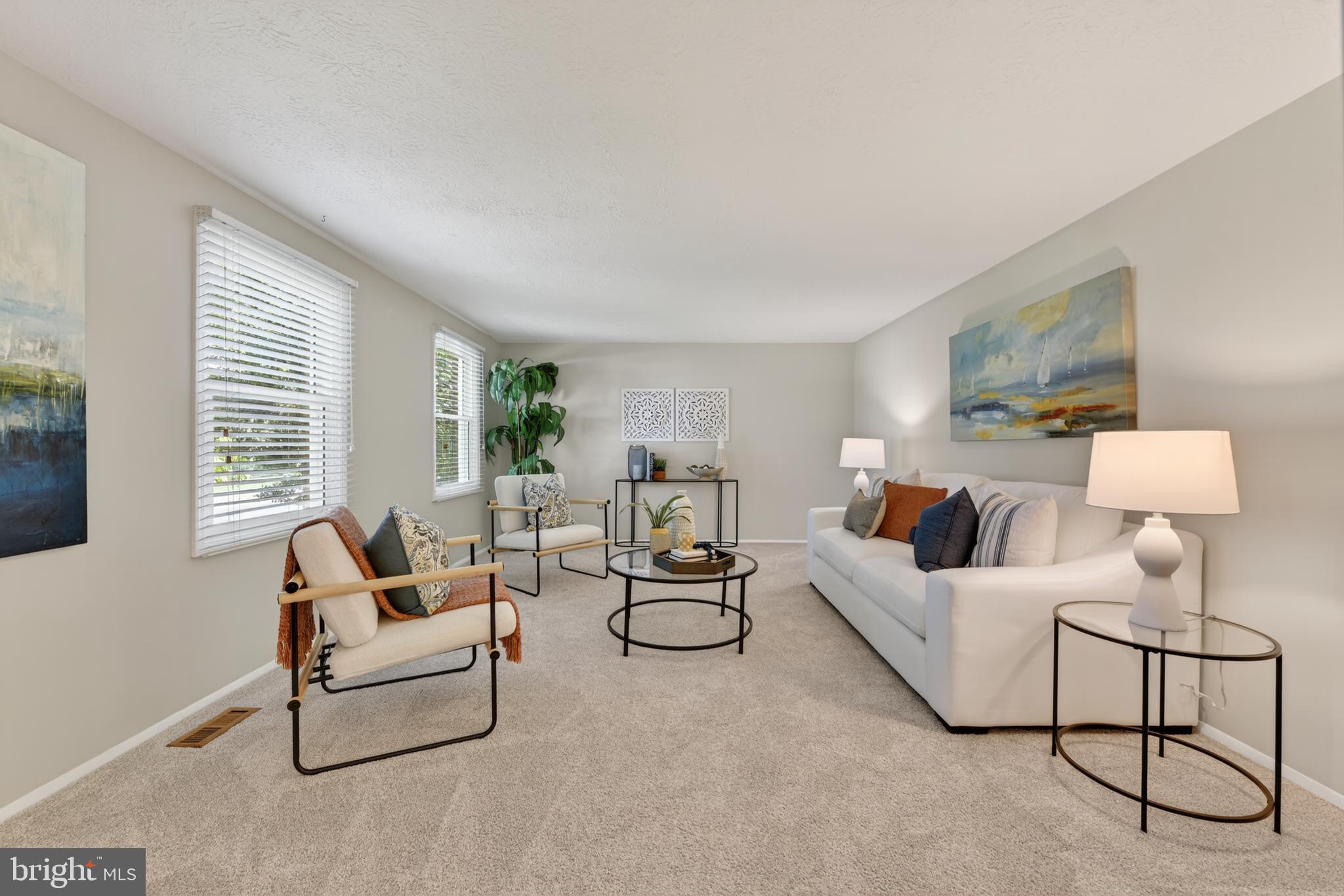 LOCKMEADE - Residential