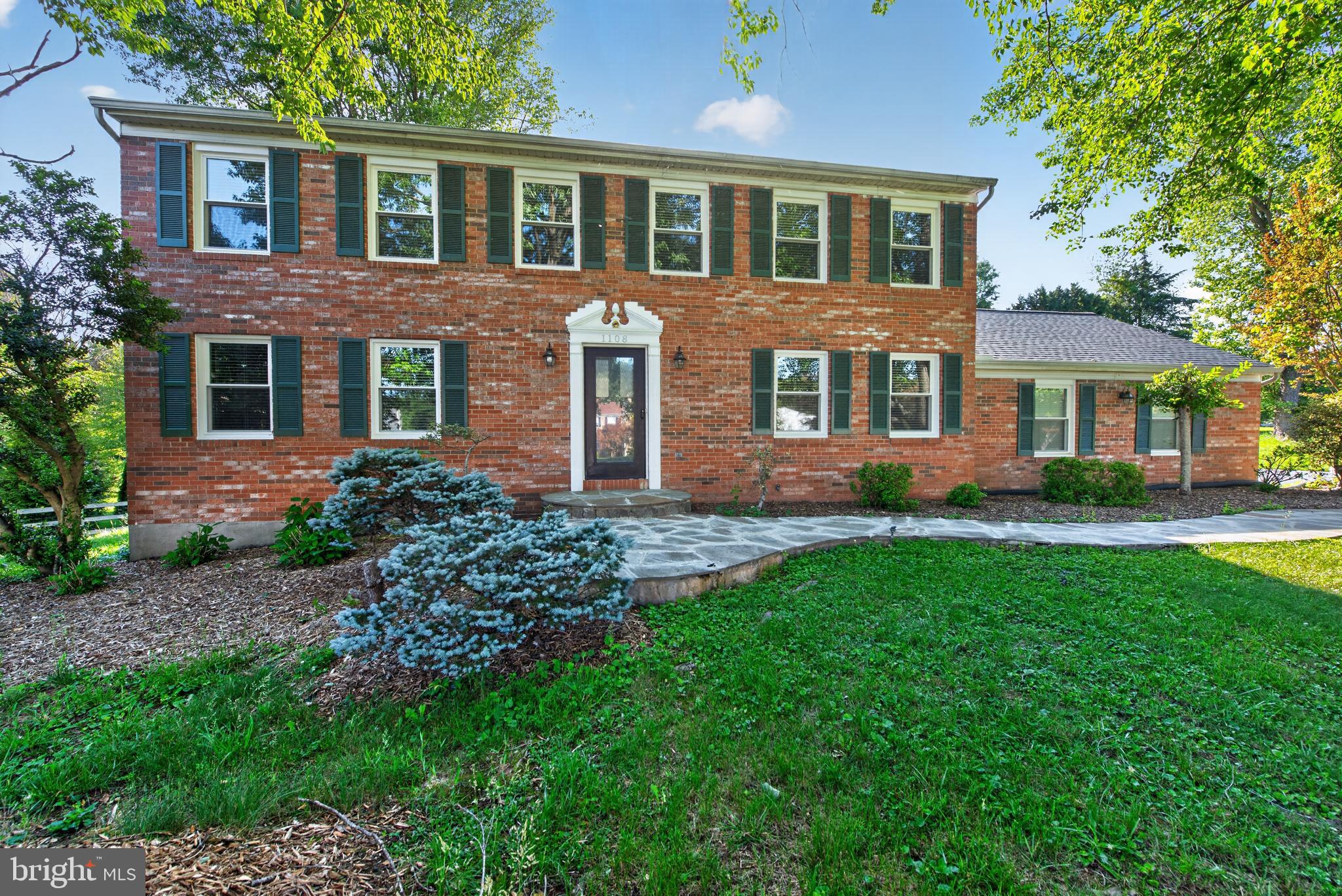 LOCKMEADE - Residential