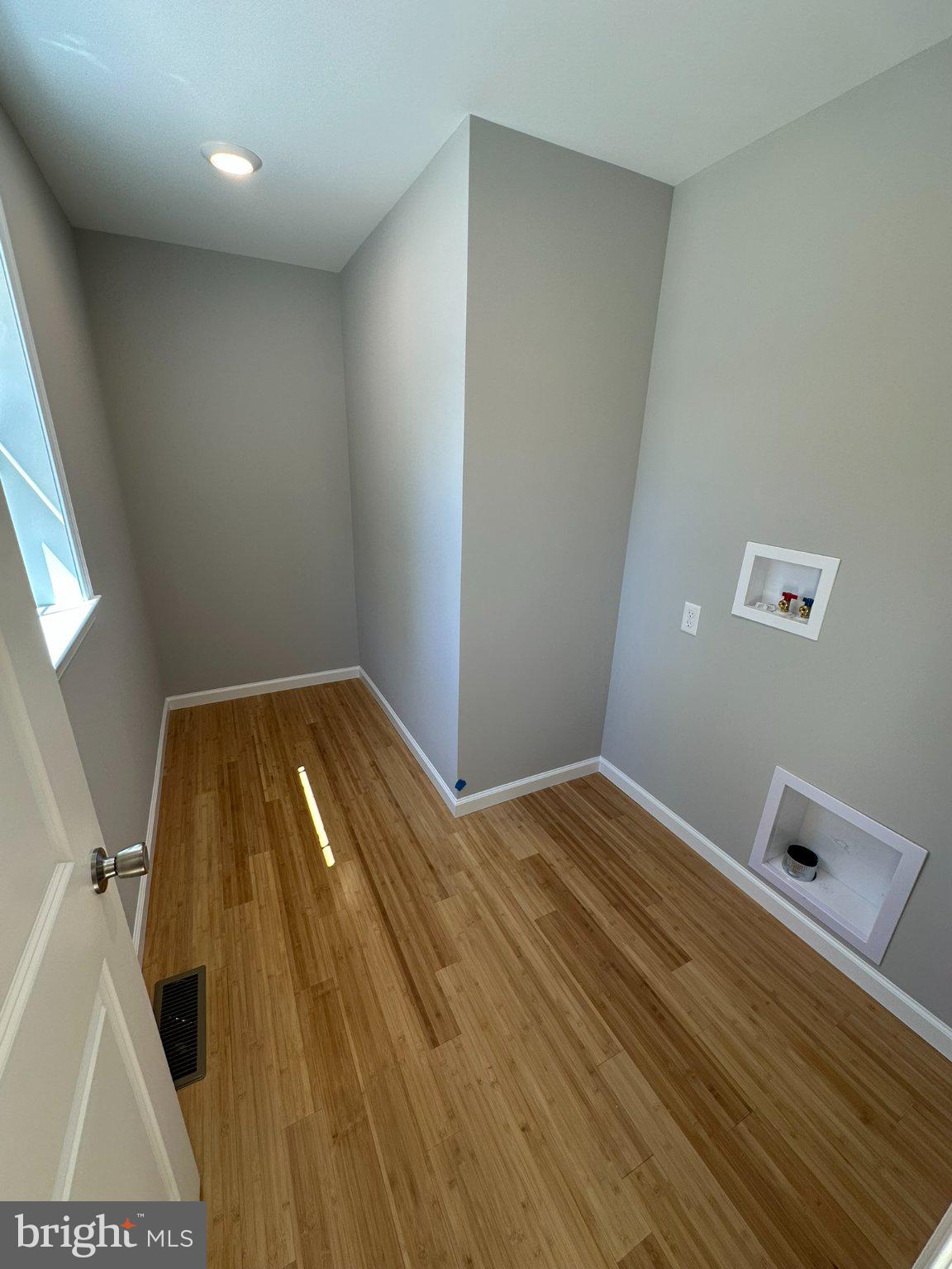 SHERWOOD ACRES - Residential