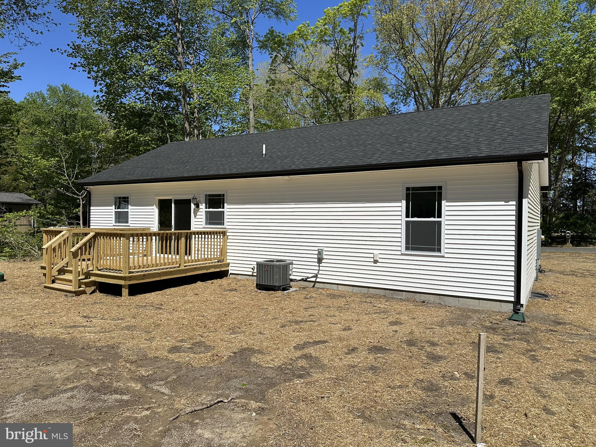 SHERWOOD ACRES - Residential