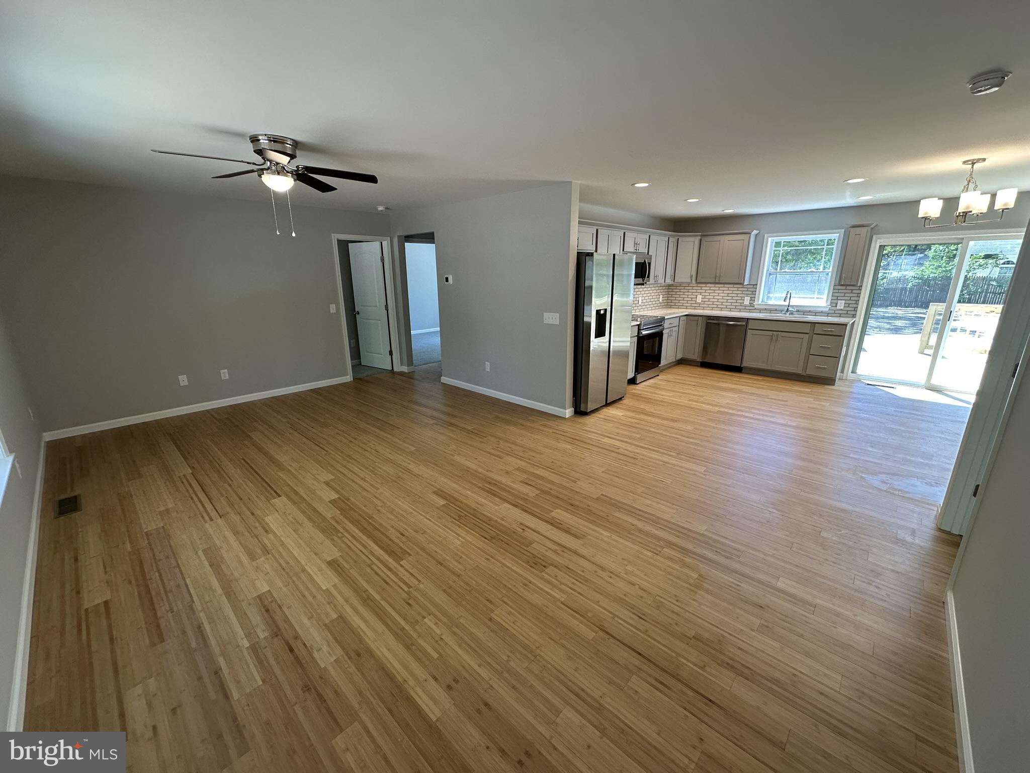 SHERWOOD ACRES - Residential