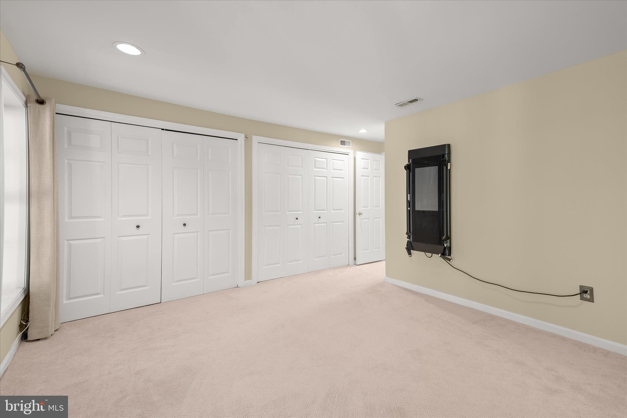 DORSEY HALL - Residential