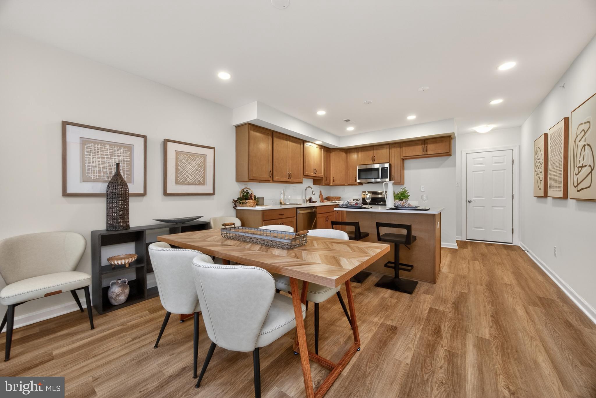 ARBOR PLACE - Residential
